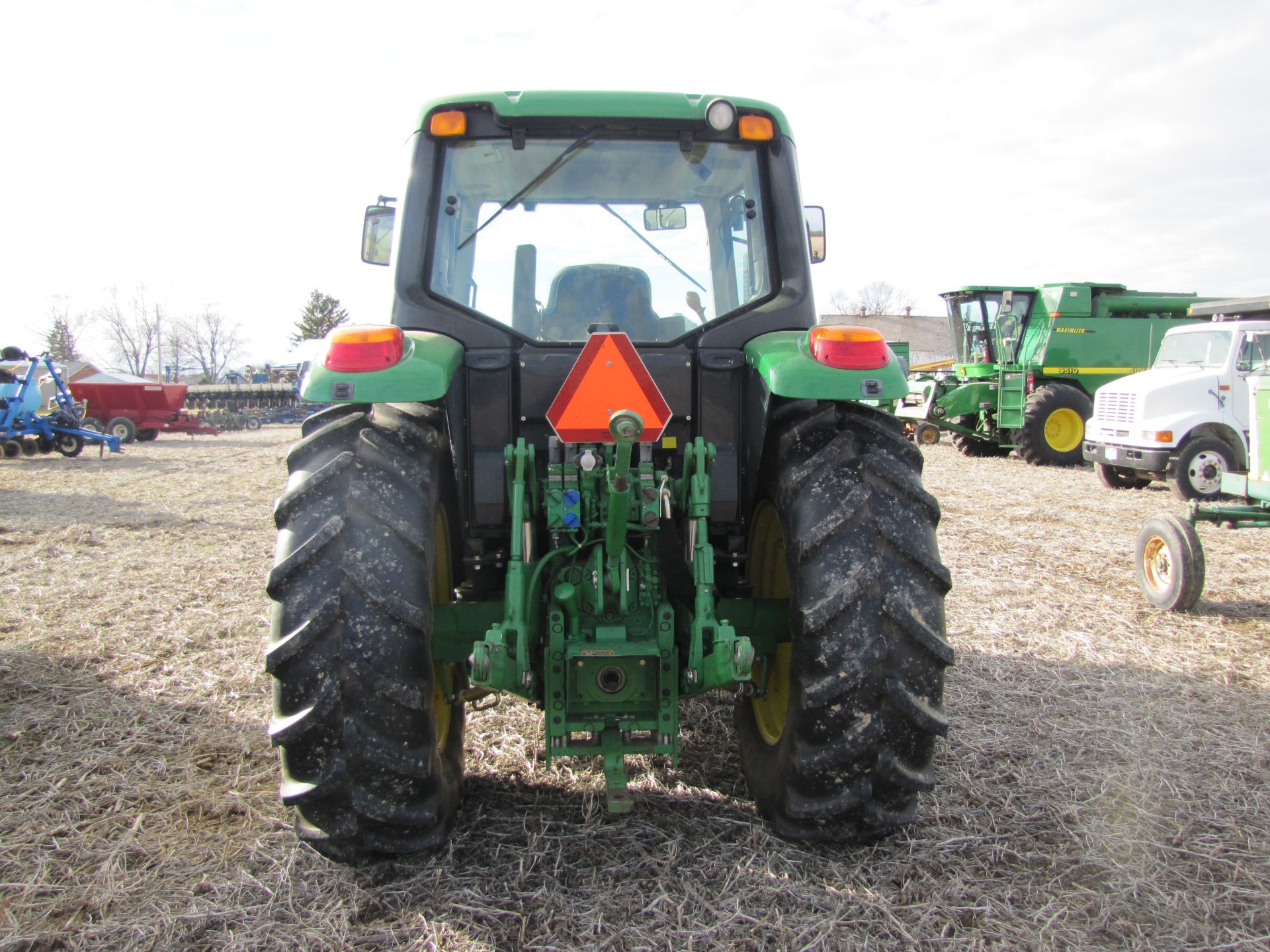 John Deere 6105 M tractor - Image 4 of 56