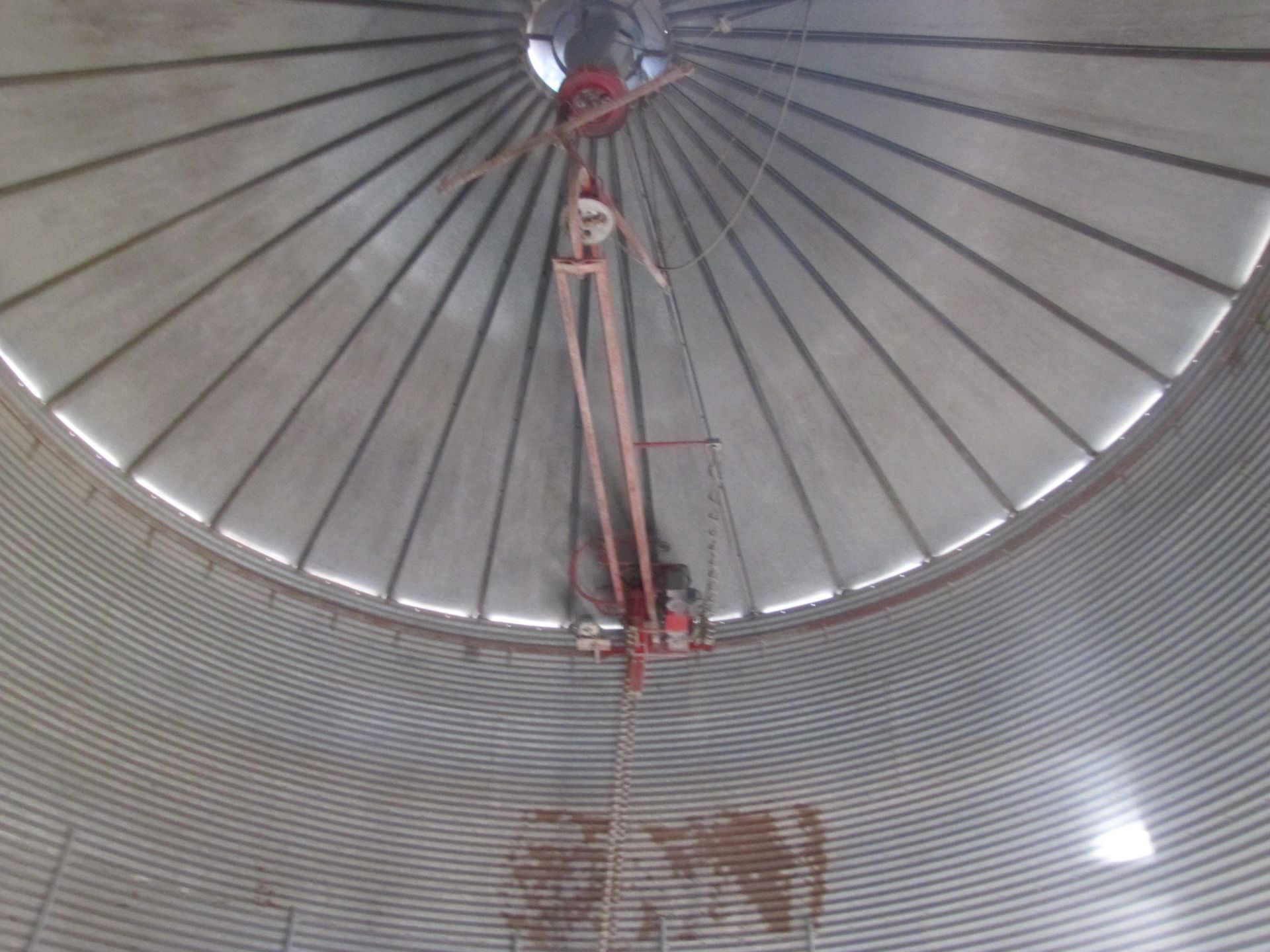 27’ x 7-ring grain bin - Image 12 of 14