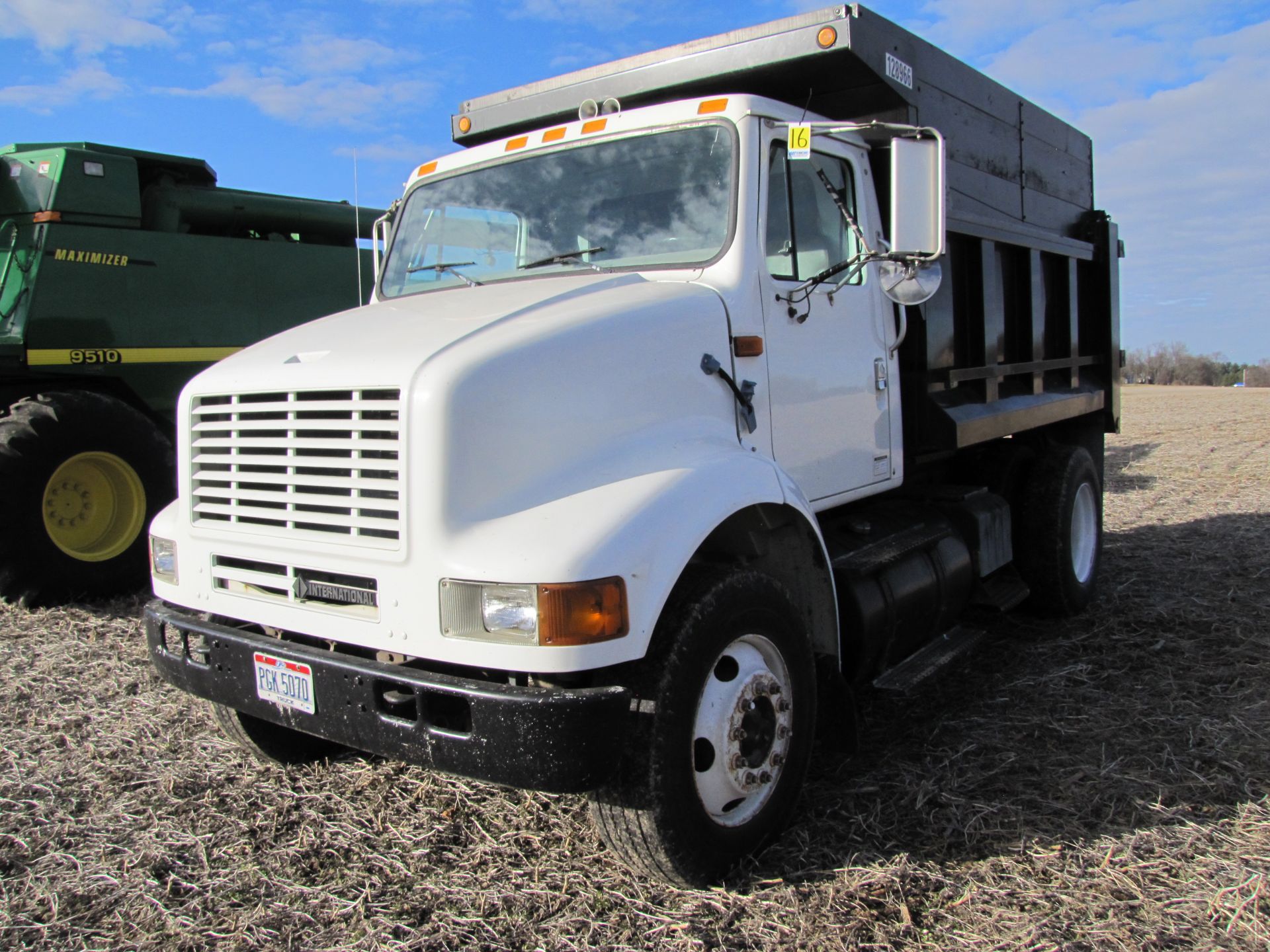 1998 International 8100 dump truck