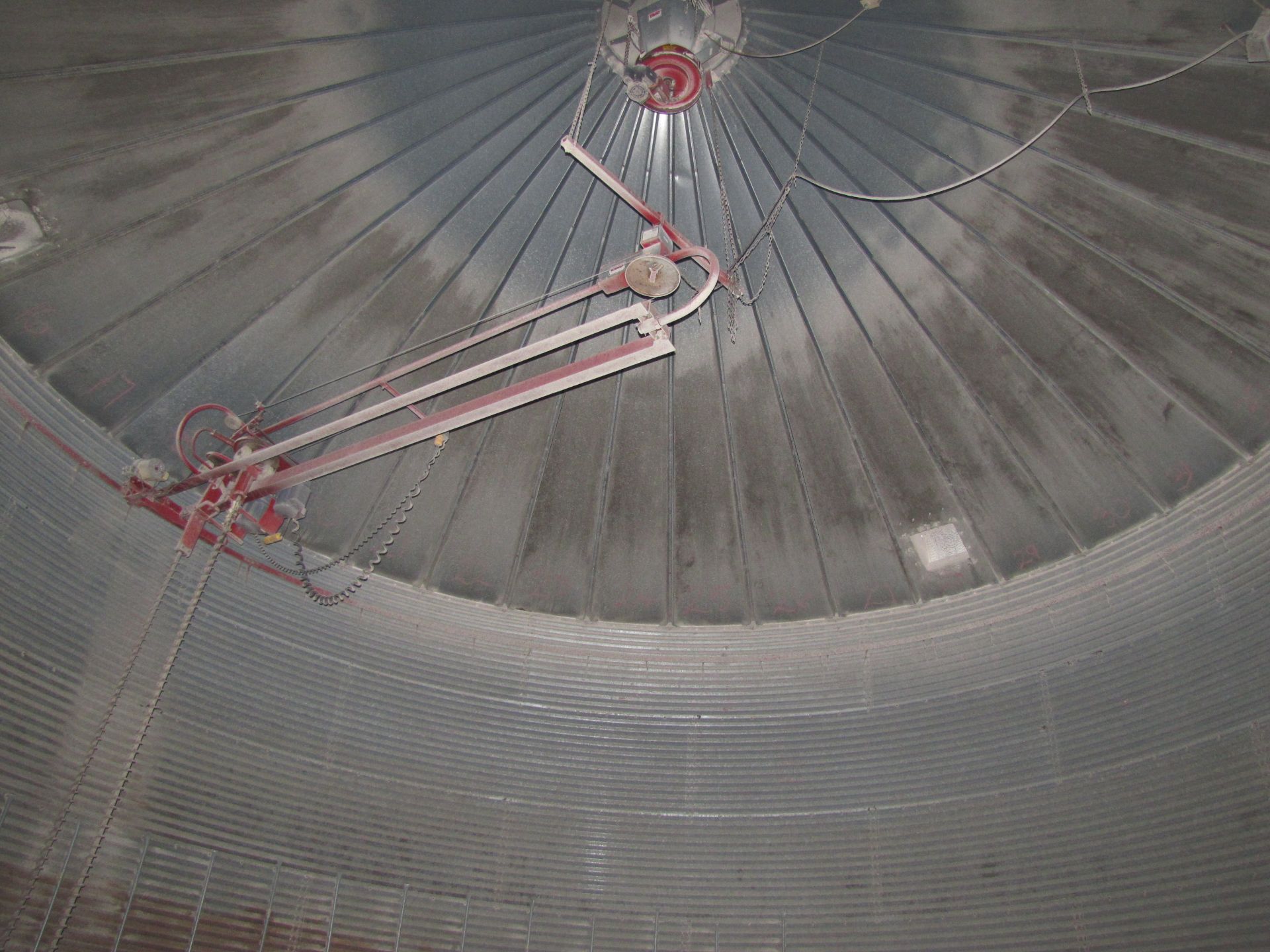 24’ x 7-ring grain bin - Image 15 of 16