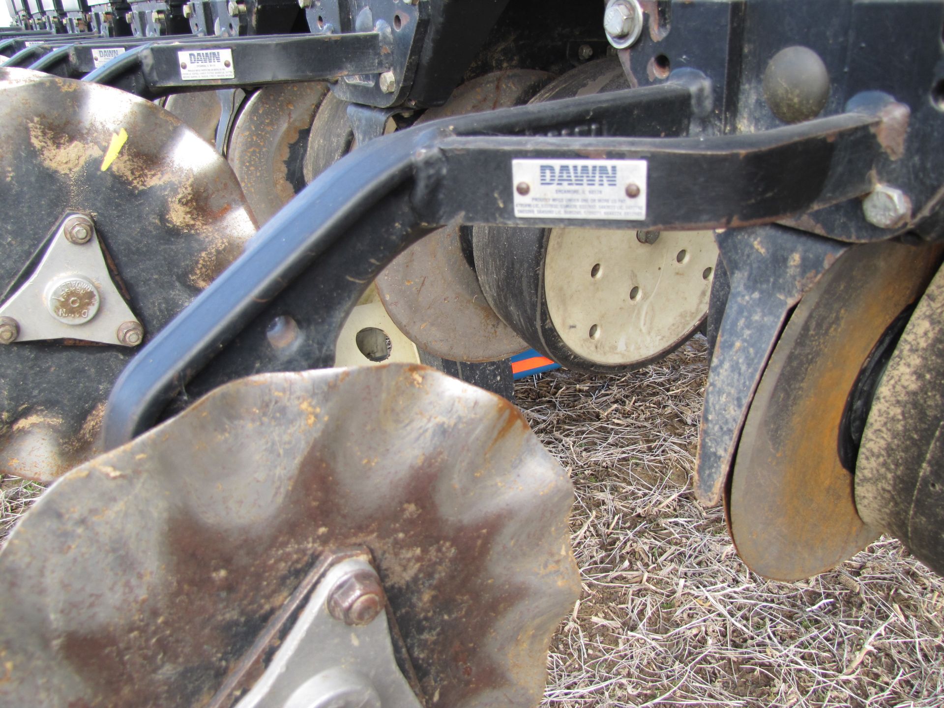 Kinze 3400 23-row planter - Image 29 of 38