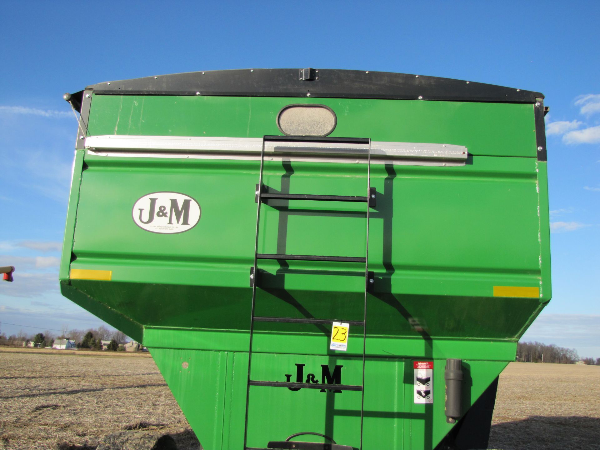 J & M 540 gravity bed wagon - Image 13 of 24