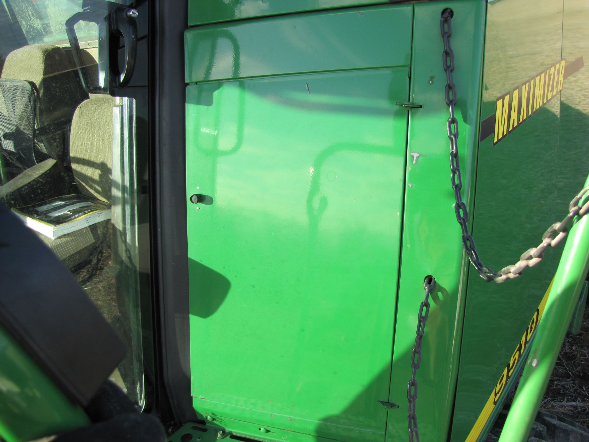 John Deere 9510 Combine - Image 64 of 78