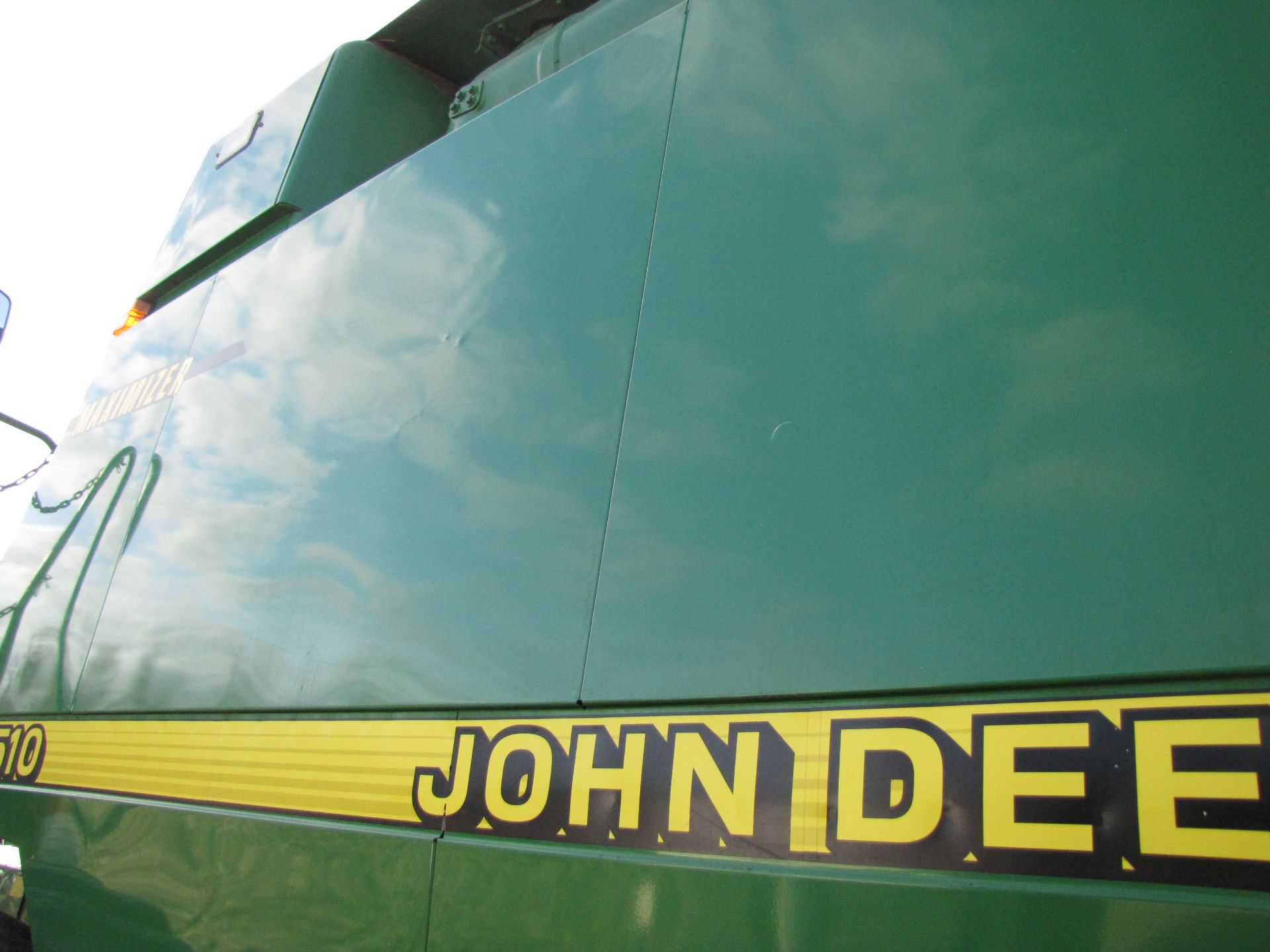 John Deere 9510 Combine - Image 35 of 78