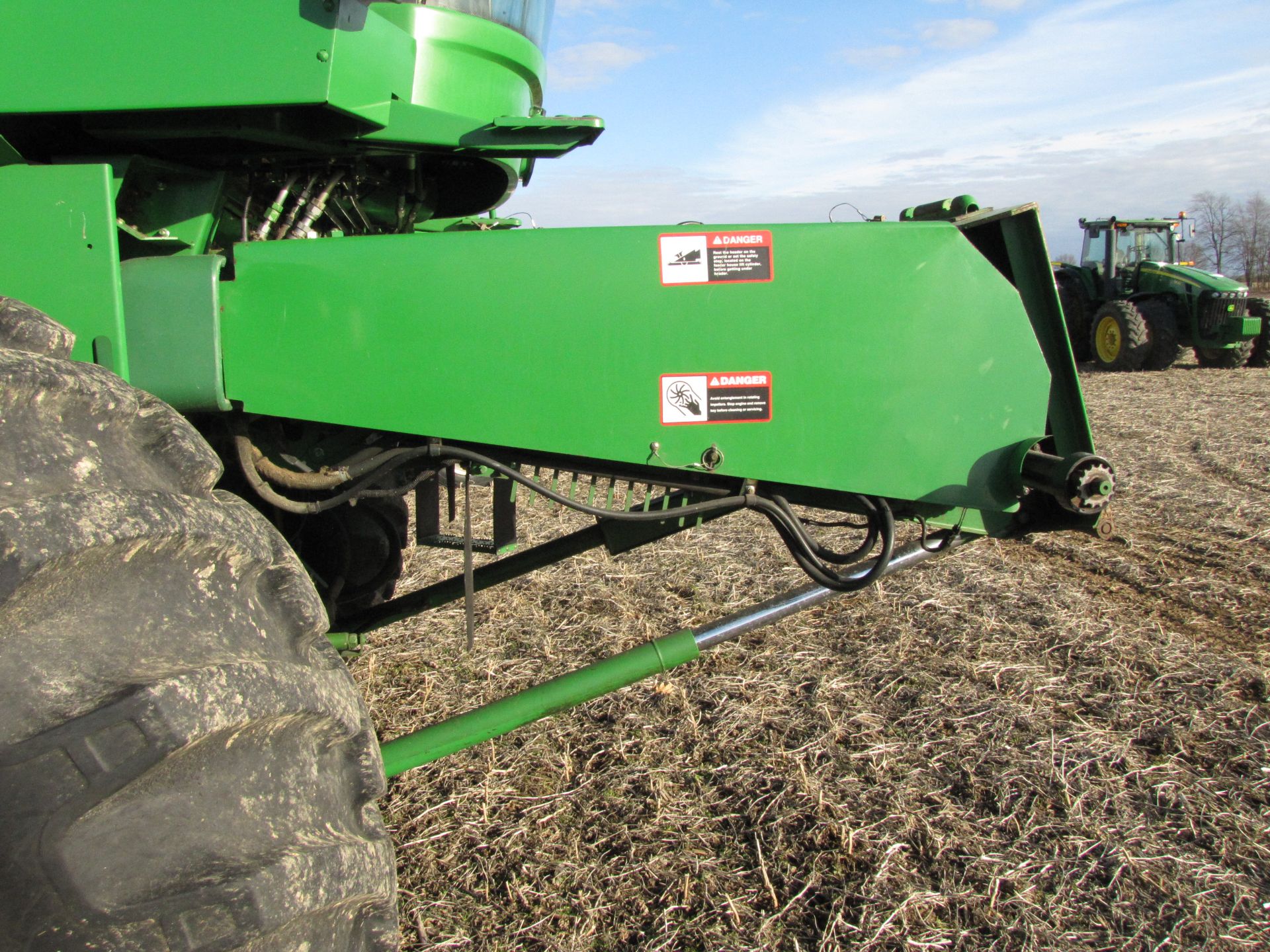 John Deere 9510 Combine - Image 54 of 78