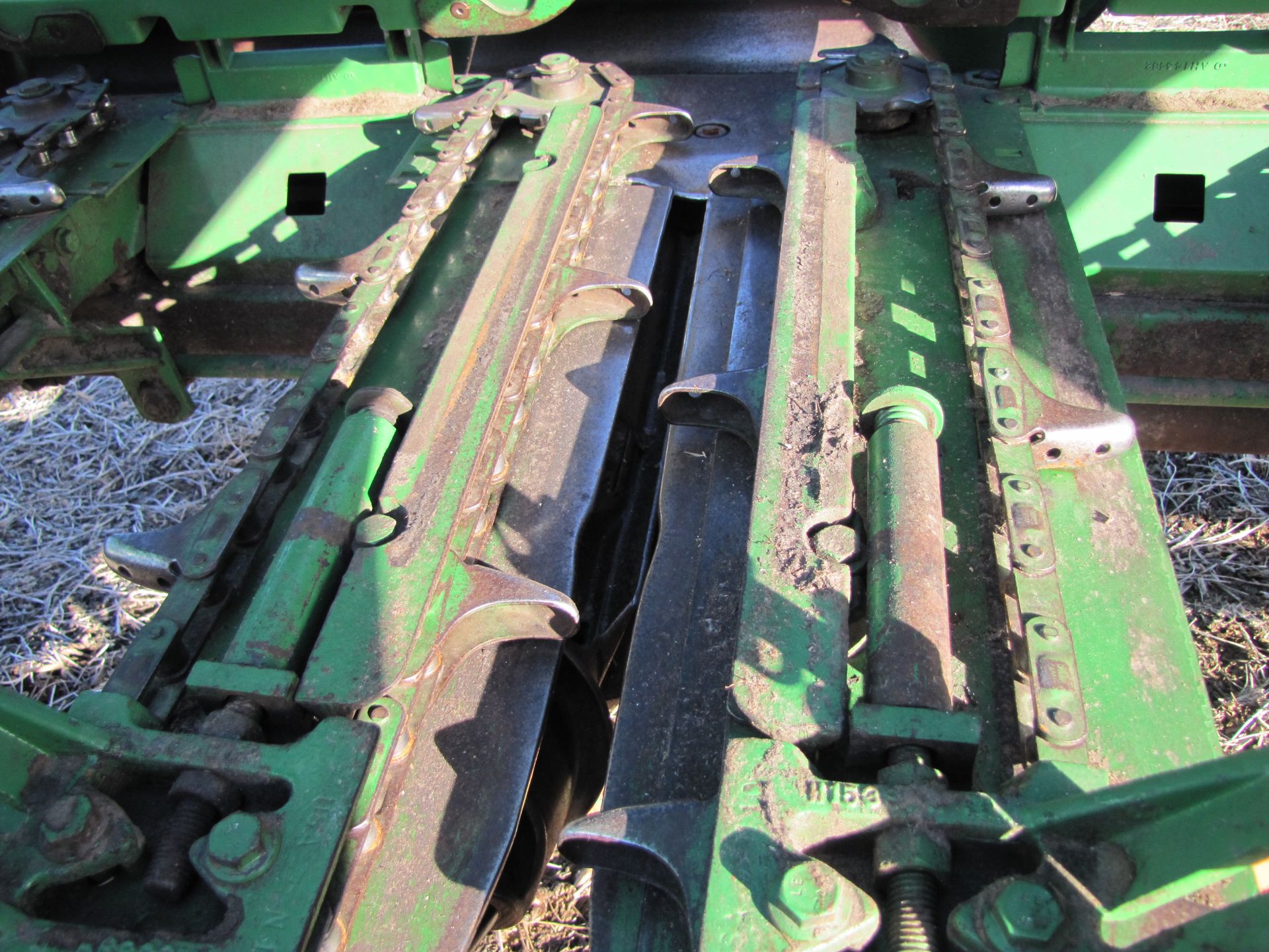 JD 893 corn head - Image 15 of 25