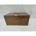 19th century mahogany portable casket, with lift out tray, 15cm high, 31cm wide.