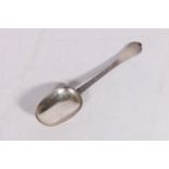 Antique William and Mary silver trefid spoon, the bowl with rat tail to the reverse, monogrammed H