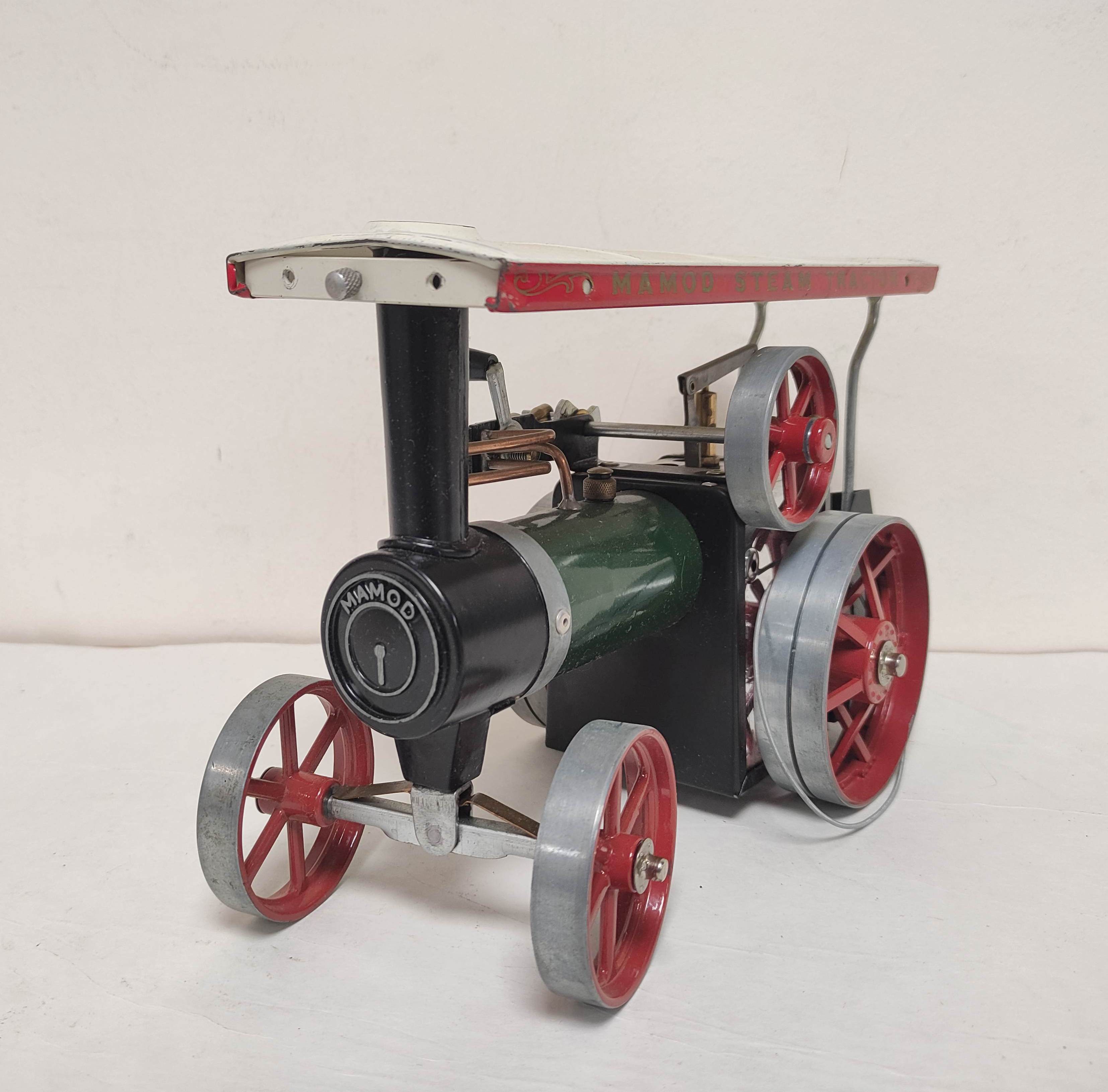 Vintage Mamod Steam Tractor TE1A with solid fuel tablets. With original defective box. - Image 6 of 6