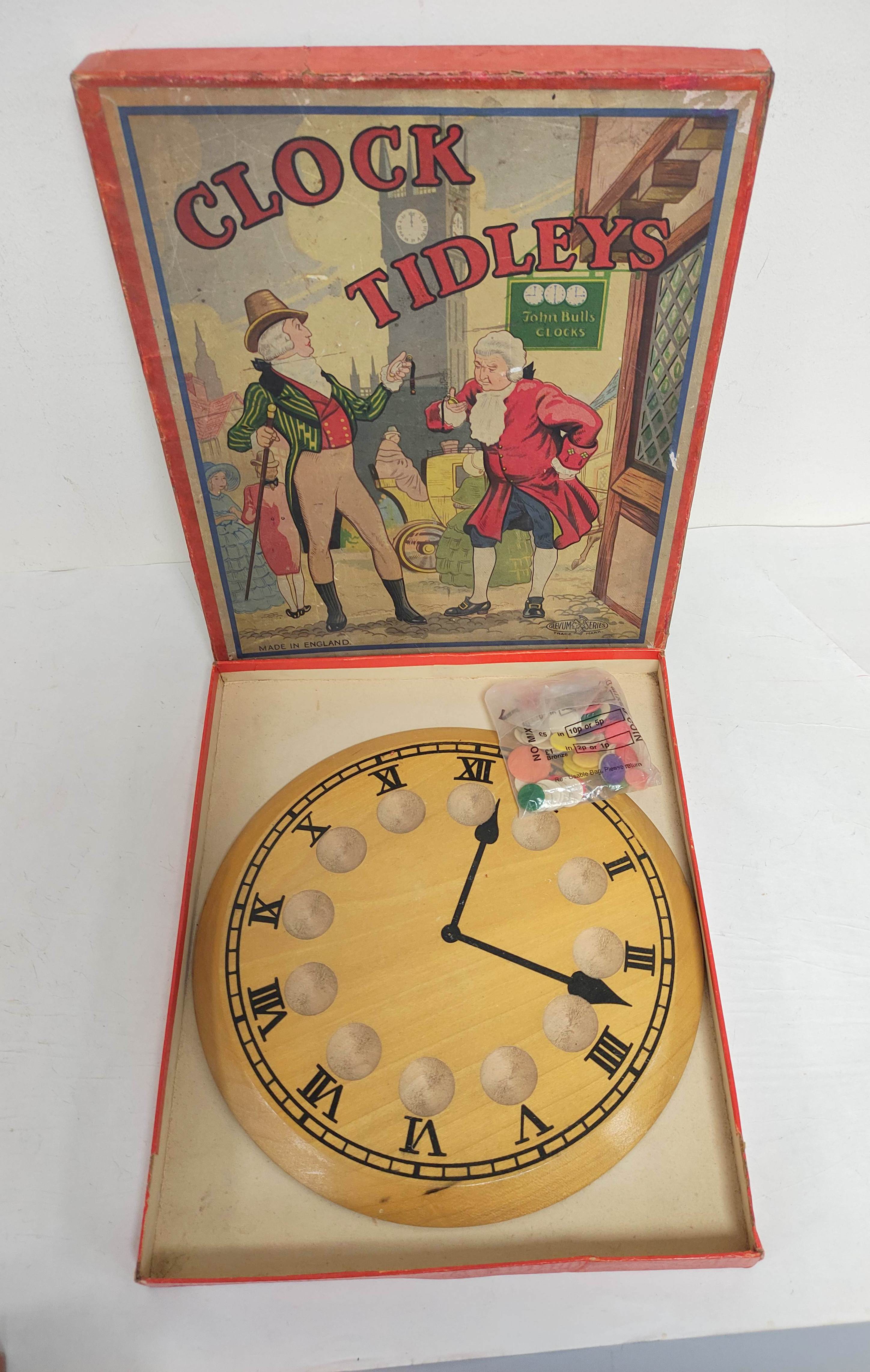 Antique French Nain Jaune (yellow dwarf) wooden box with five compartments. Also a vintage Clock - Image 5 of 8