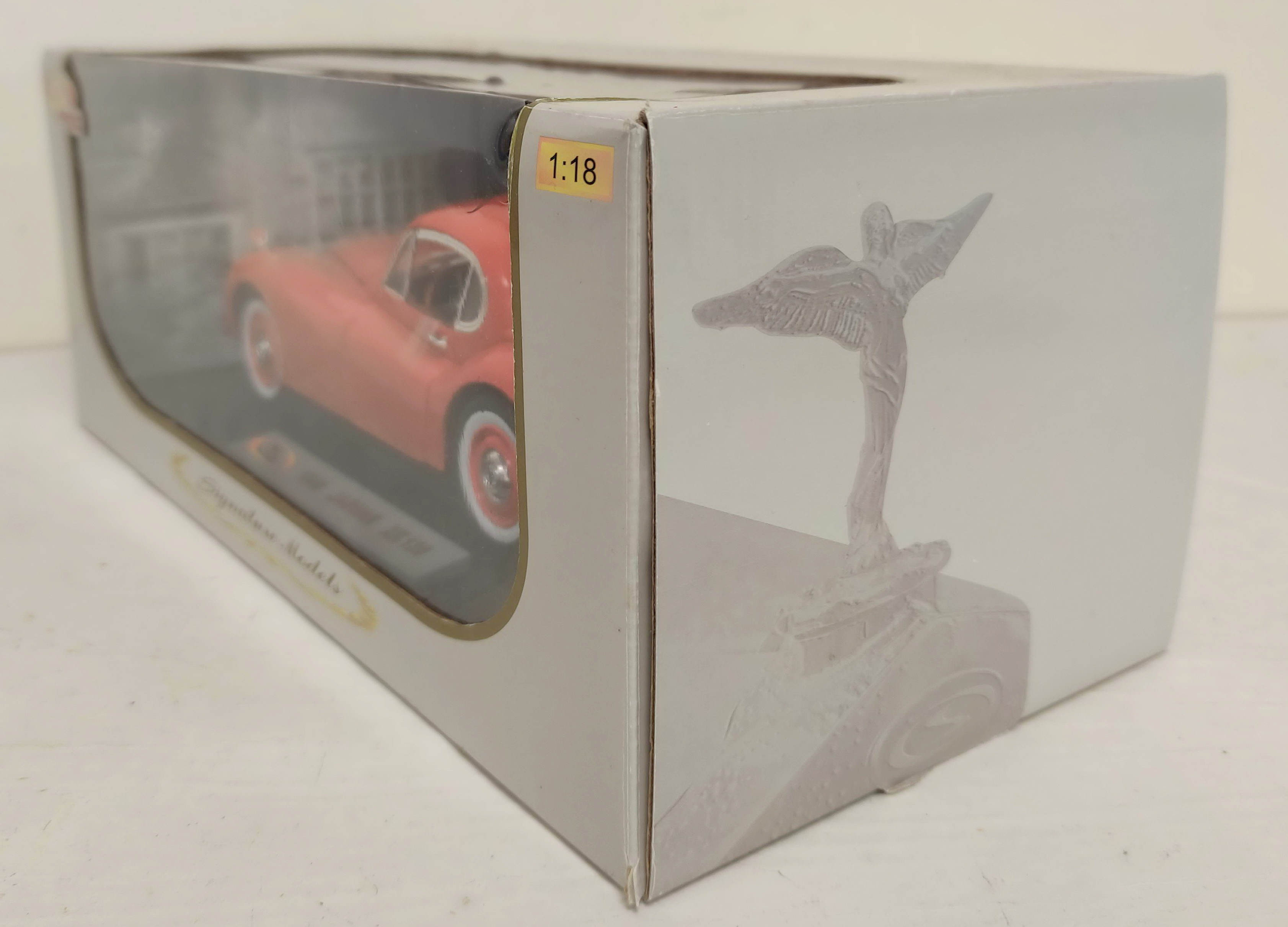 Two Signature Models 1:18 scale boxed die cast model vehicles. To include a 1949 Jaguar XK120 in - Image 3 of 9