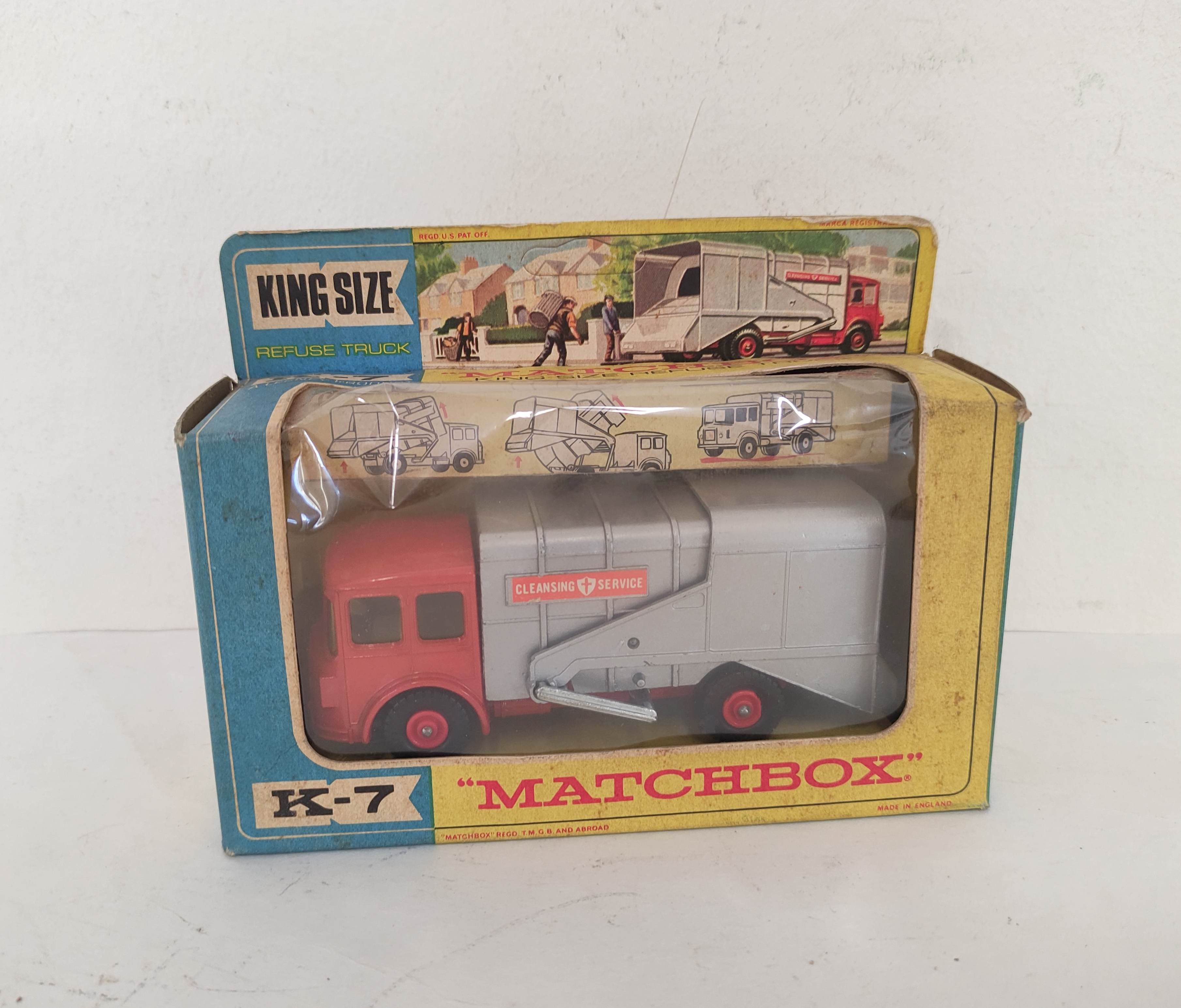 Three vintage boxed Matchbox Kingsize model vehicles to include a Scammell Tipper Truck K-19, Refuse - Image 3 of 6