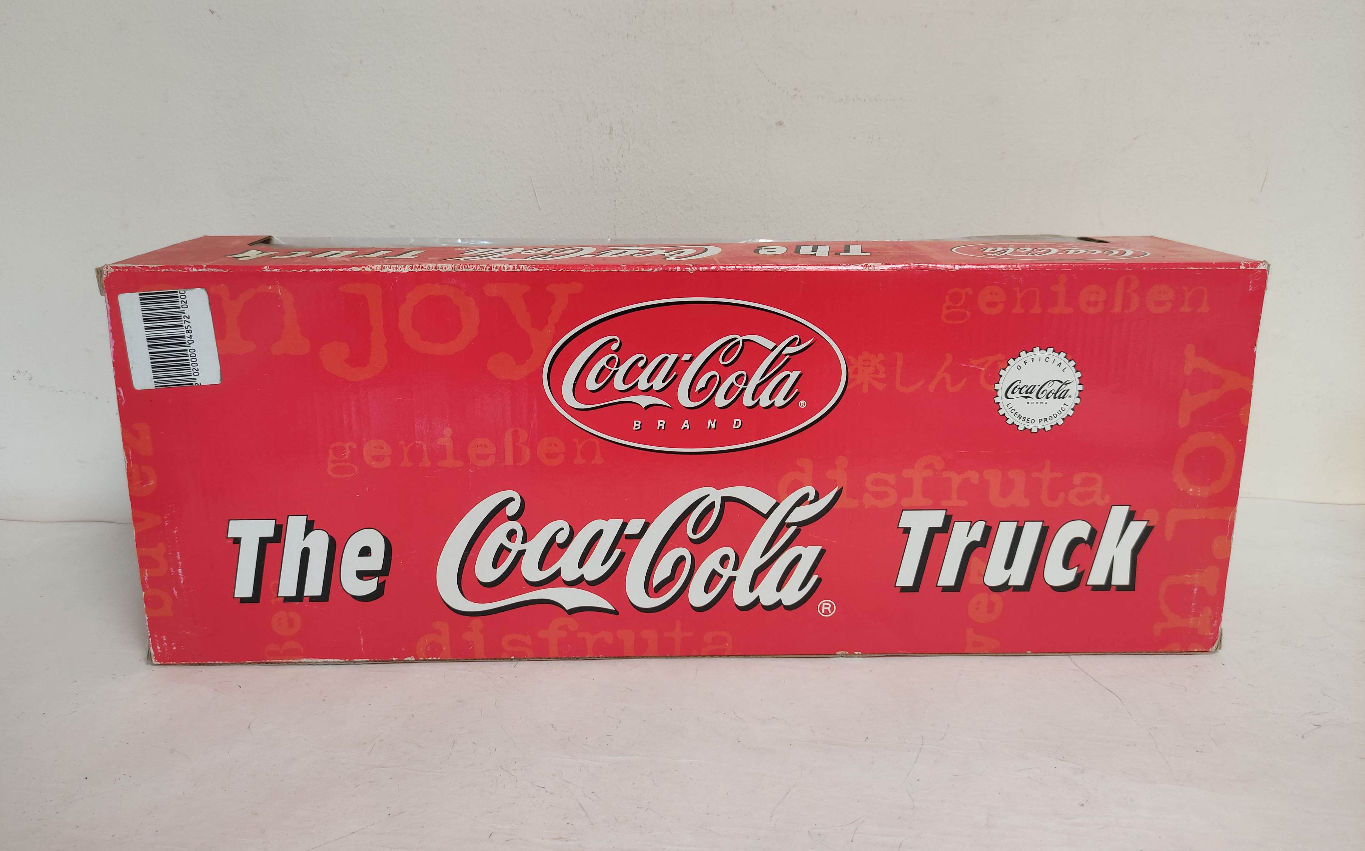 Vintage 1990s boxed Coca Cola radio controlled Coca Cola truck. - Image 3 of 6