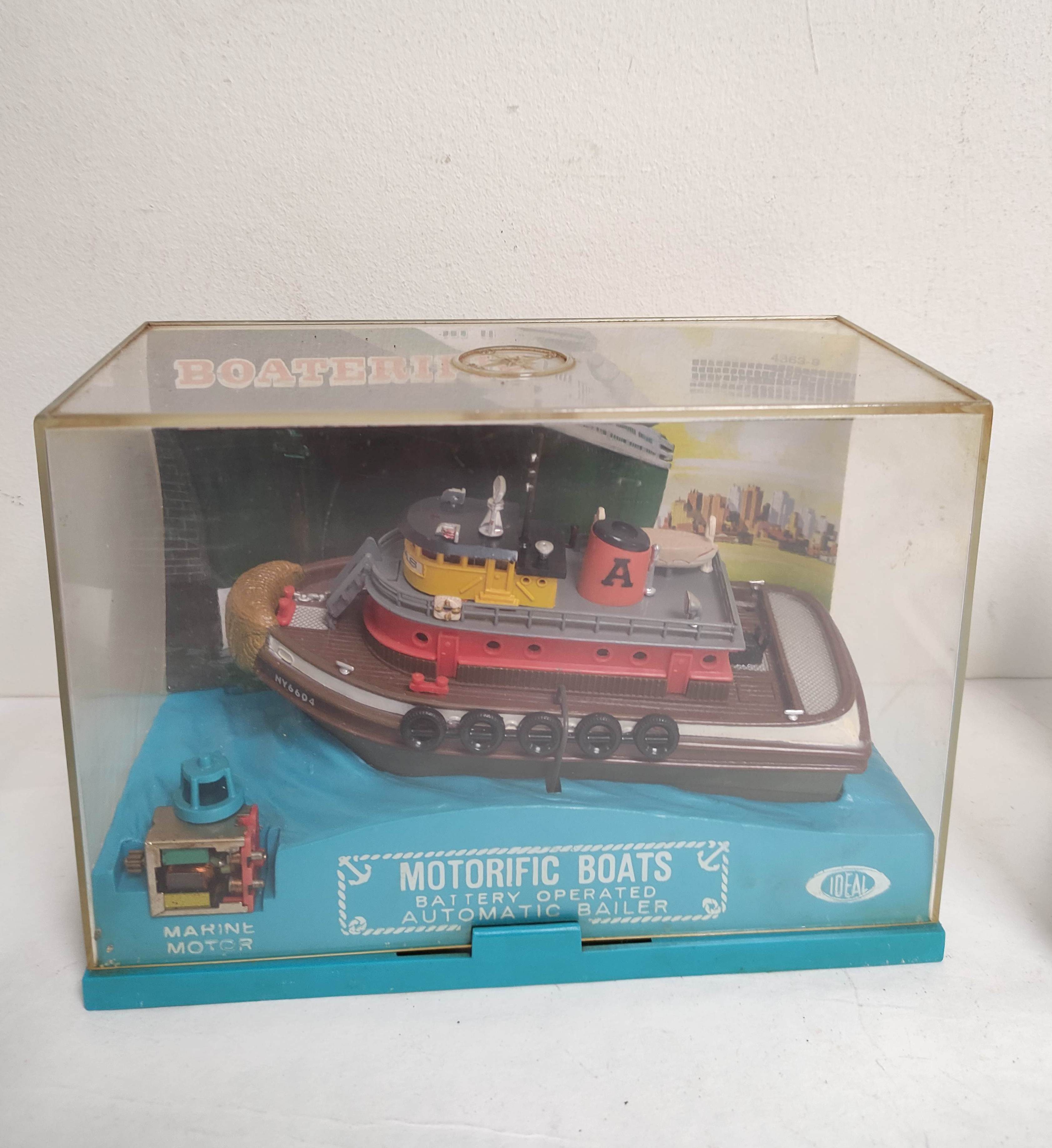 Three boxed 1960s battery operated Boaterific model boats by Ideal Toy Corp.  To include "Atlas" - Image 3 of 6