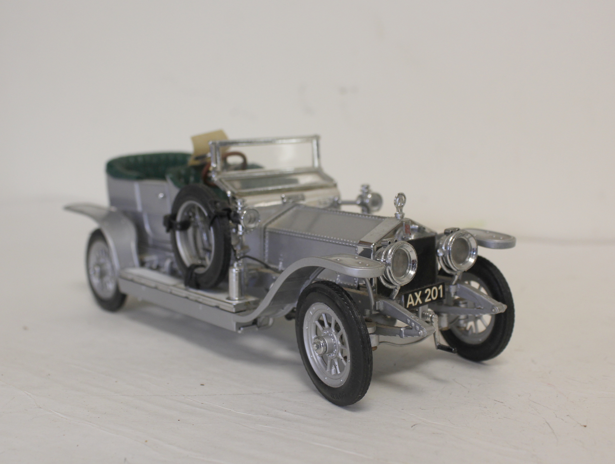 Four Franklin Mint Precision Models, 1:24 scale die-cast collector's cars to include a 1930 - Image 6 of 9