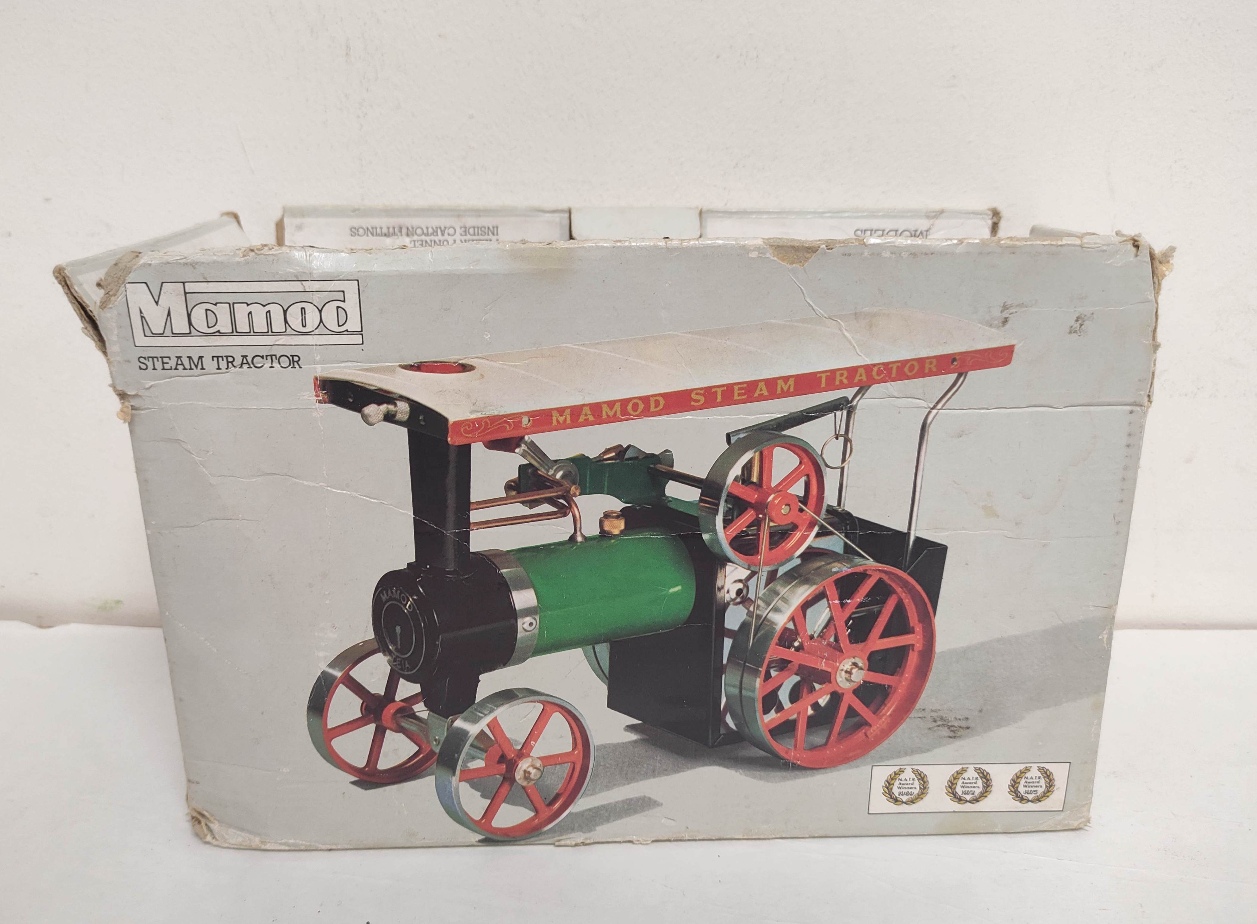 Vintage Mamod Steam Tractor TE1A with solid fuel tablets. With original defective box. - Image 2 of 6