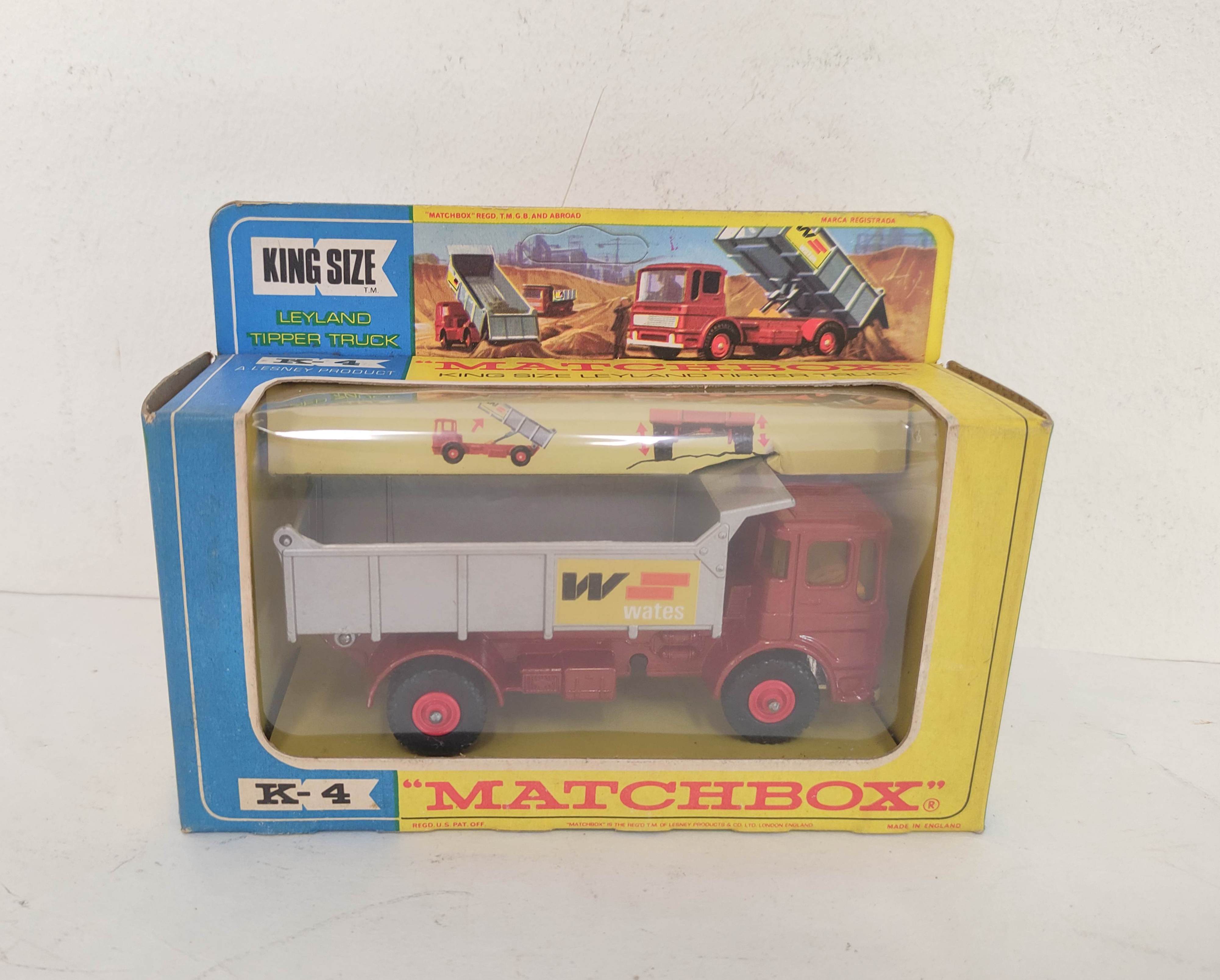 Three vintage boxed Matchbox Kingsize model vehicles to include a Scammell Tipper Truck K-19, Refuse - Image 6 of 6