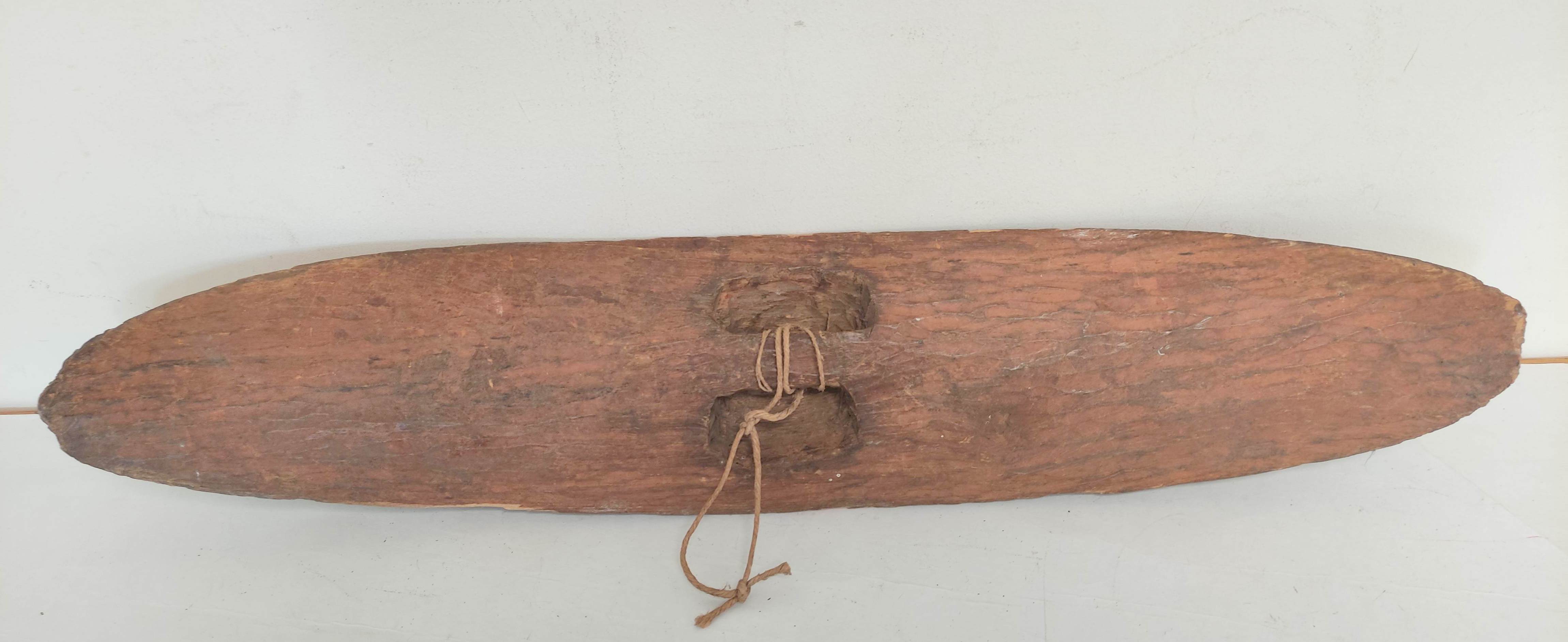 Antique Australian aboriginal wooden Churinga shield of elongated ovoid form and decorated profusely - Image 4 of 5