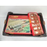 Quantity of Tri-Ang Hornby 00 gauge model railway sets. To include an R6 Central Station Set, a