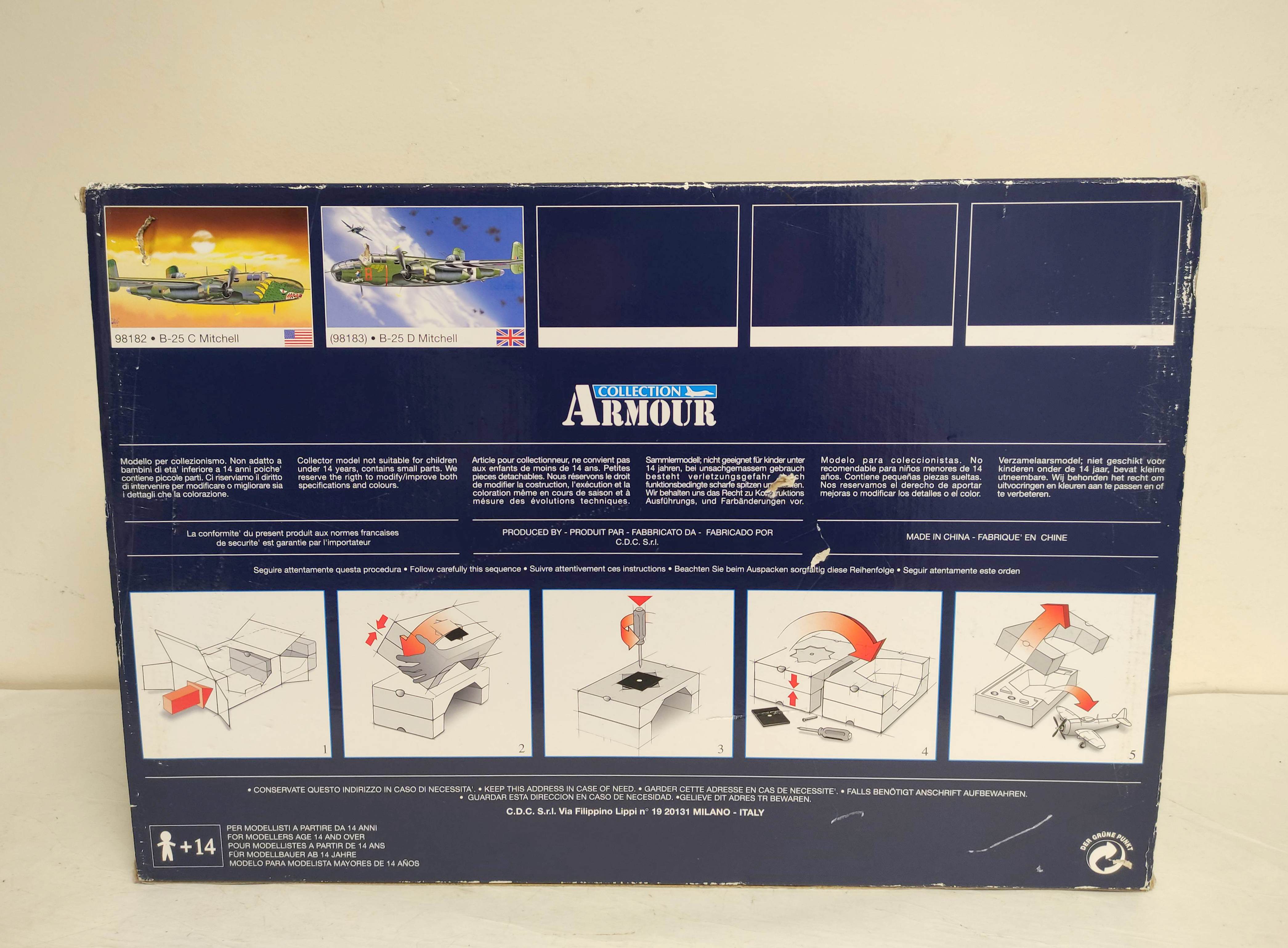 1:48 scale Franklin Mint Armour Collection boxed diecast B25 Mitchell airplane (98183). Ex shop - Image 5 of 7