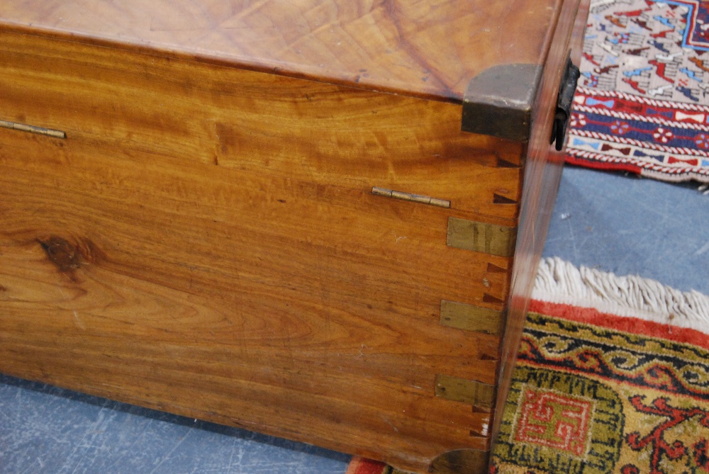 19th century brass-bound camphorwood blanket chest, the hinged top with brass handle, painted - Image 10 of 15