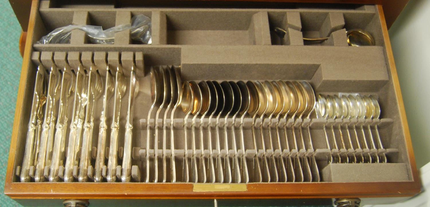 Mappin & Webb service for eight, of tied reed pattern, in sapele two-drawer table canteen on - Image 2 of 8
