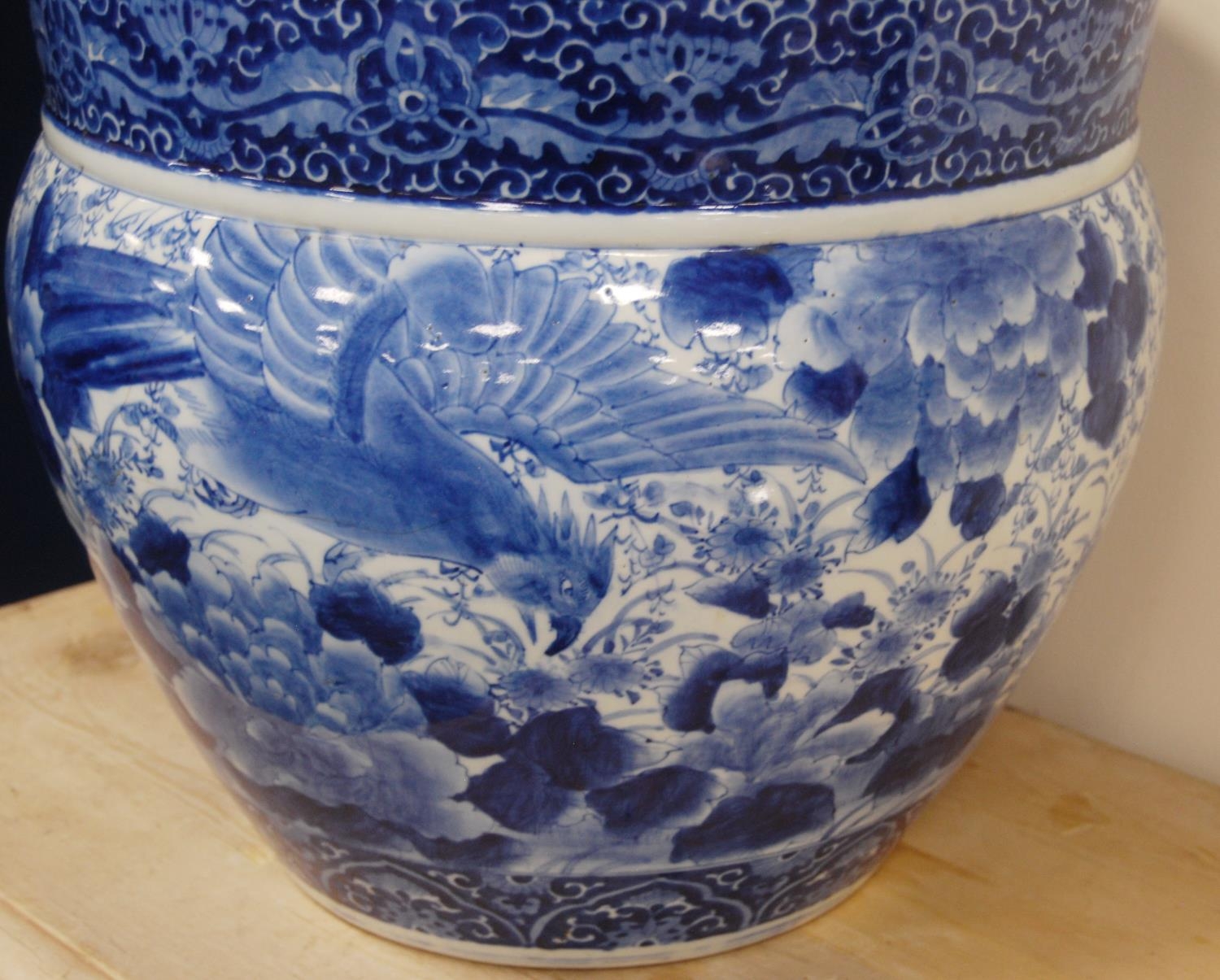 Large Chinese-style blue and white pottery jardinière with all over decoration of birds in - Image 3 of 10