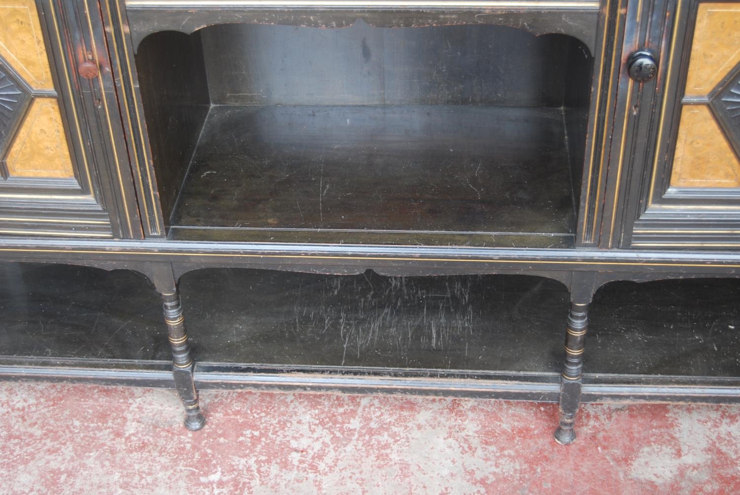 Late 19th century Aesthetic Movement ebonised and walnut drawing room cabinet, the top section - Image 5 of 9