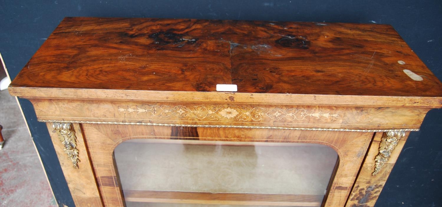 19th century French inlaid burr walnut pier cabinet, the inlaid frieze above a glazed door enclosing - Image 5 of 11