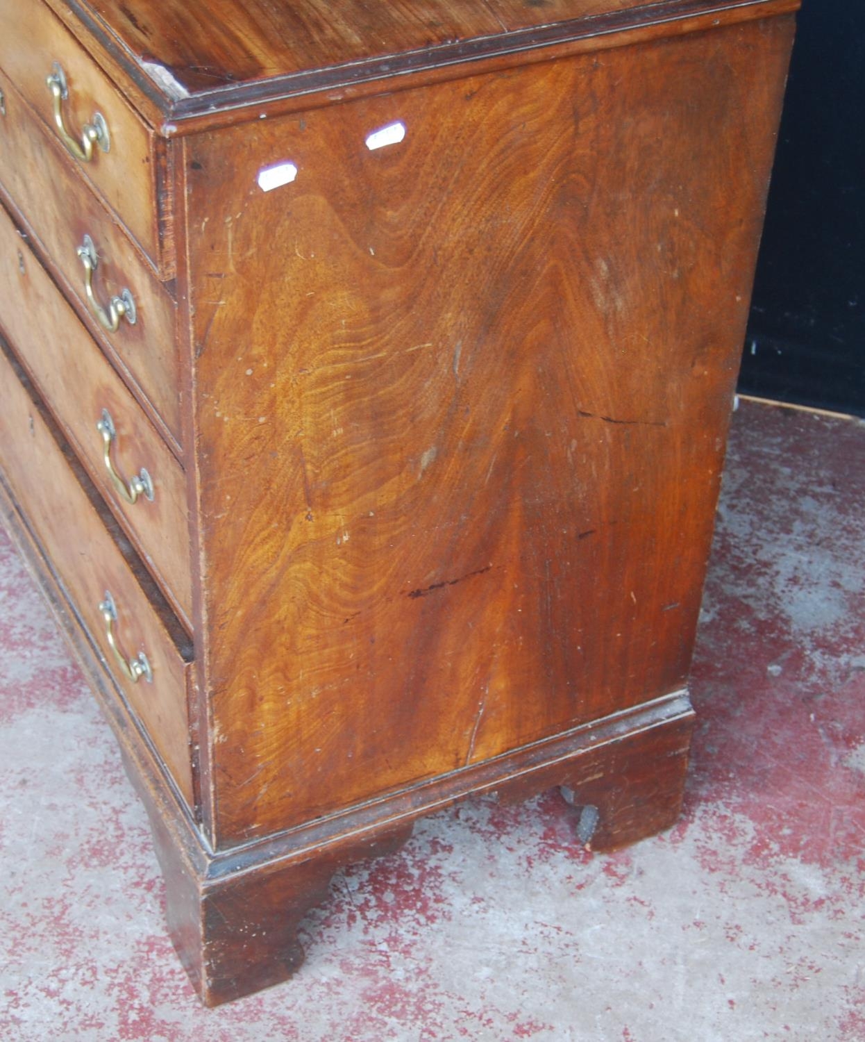 George III mahogany bachelor's chest of four graduated drawers, on bracket feet, 84cm high, 86cm - Image 8 of 11