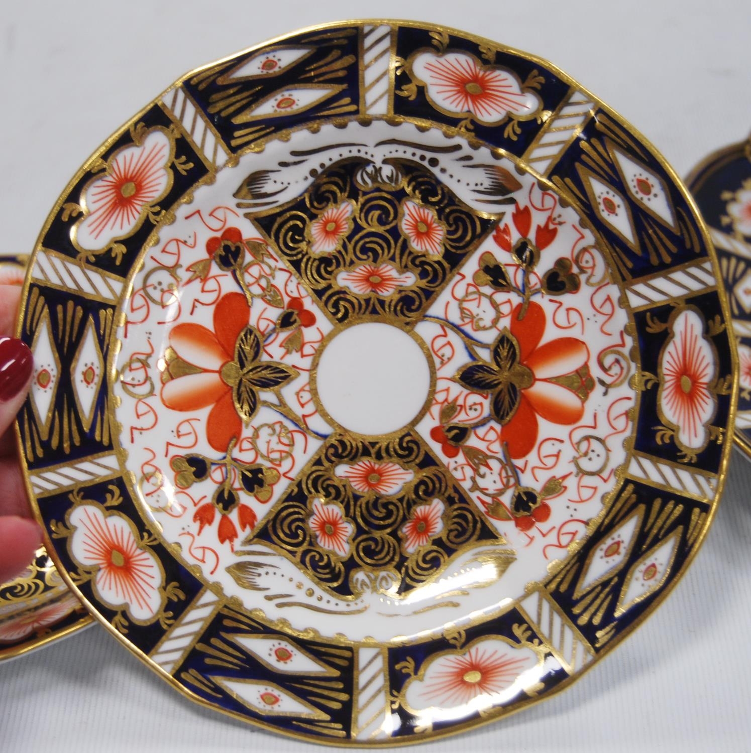 Royal Crown Derby part tea set comprising four side plates, six saucers, six tea cups and sugar - Image 7 of 7