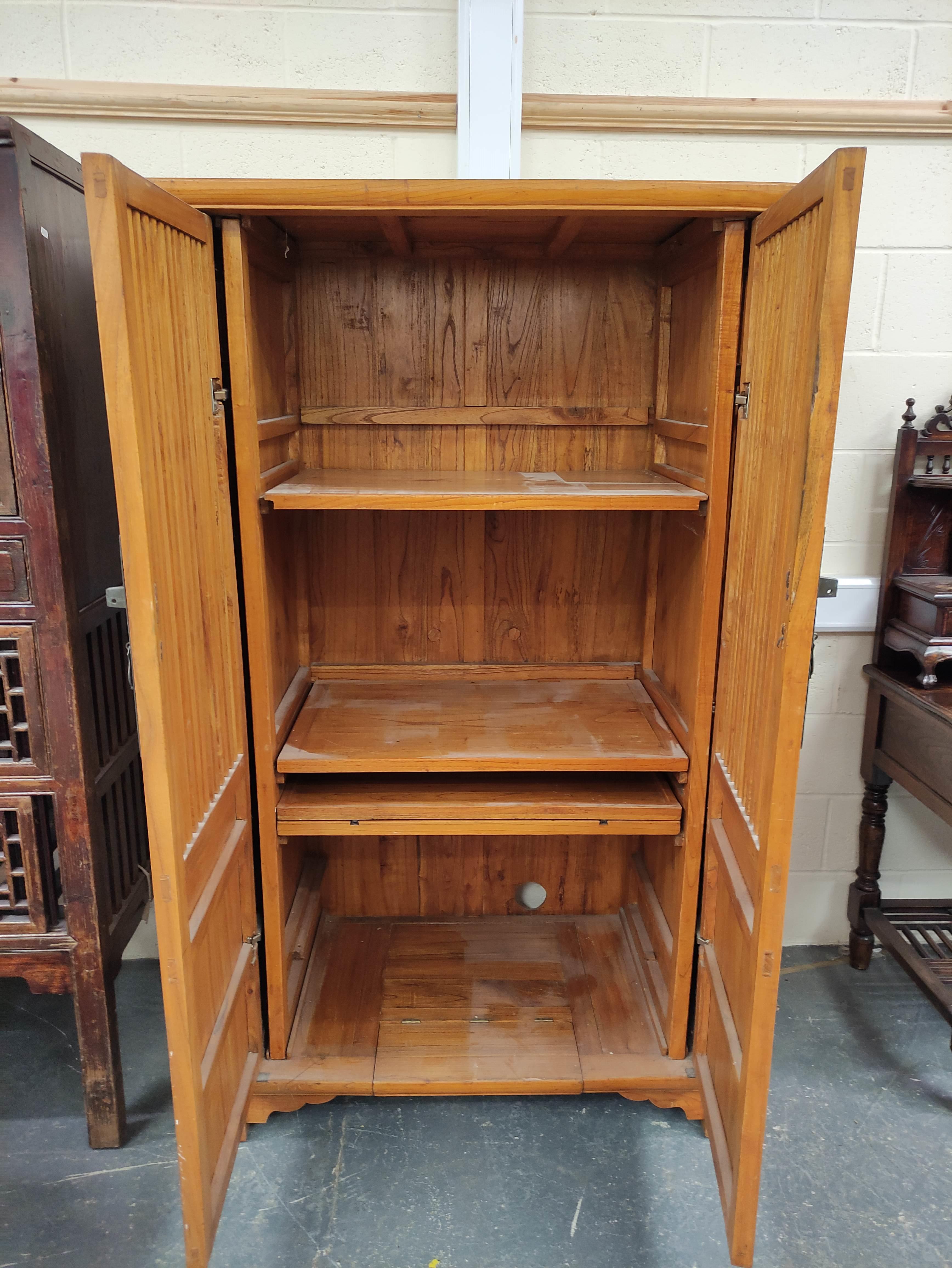 Chinese elm food cupboard, with large slatted doors enclosing a shelved interior with metal - Image 3 of 4