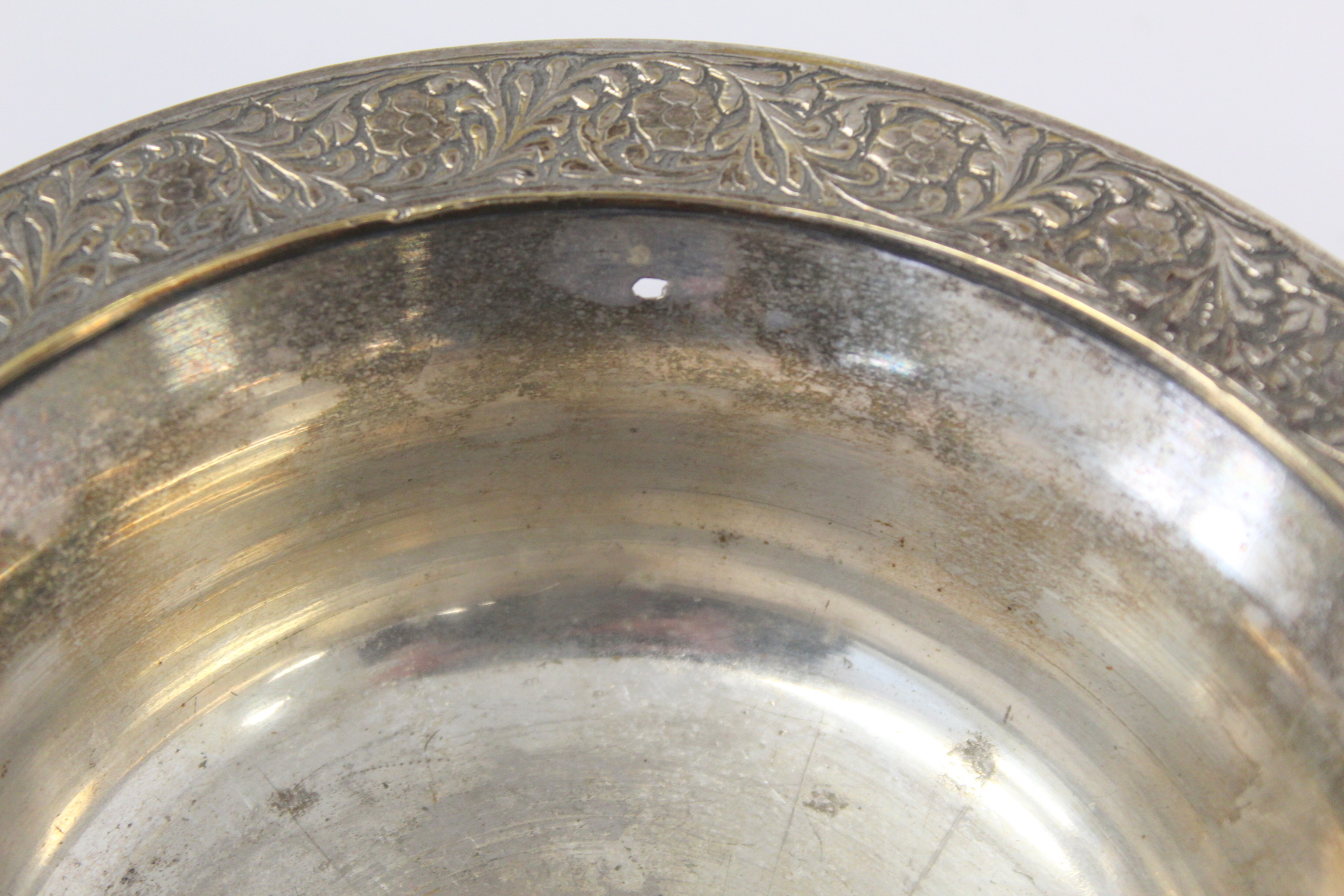 Oriental silvered circular brass bowl with engraved floral and foliate decoration, 16cm diam. - Image 6 of 9