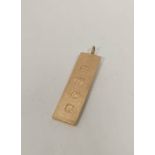 9ct gold ingot pendant, 1977, 14.9g.