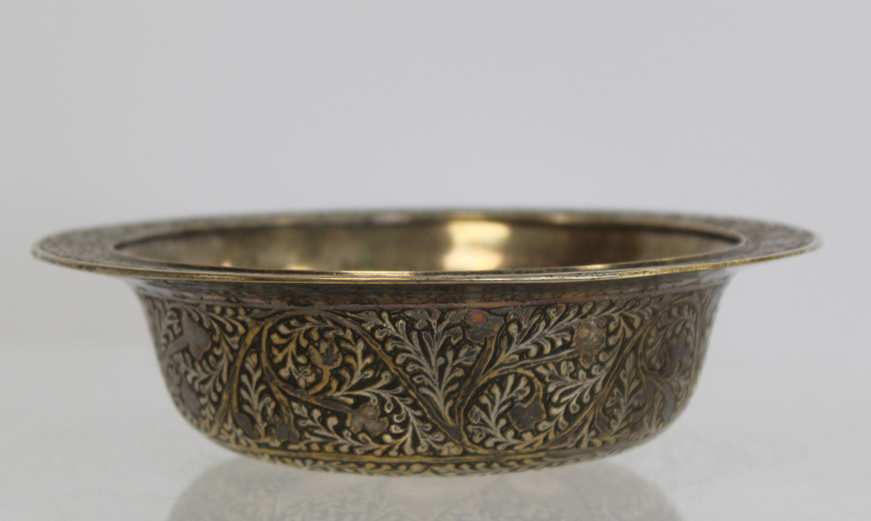 Oriental silvered circular brass bowl with engraved floral and foliate decoration, 16cm diam. - Image 2 of 9