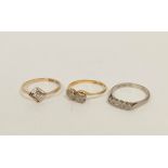 Three diamond rings with small brilliants, 6.6g.