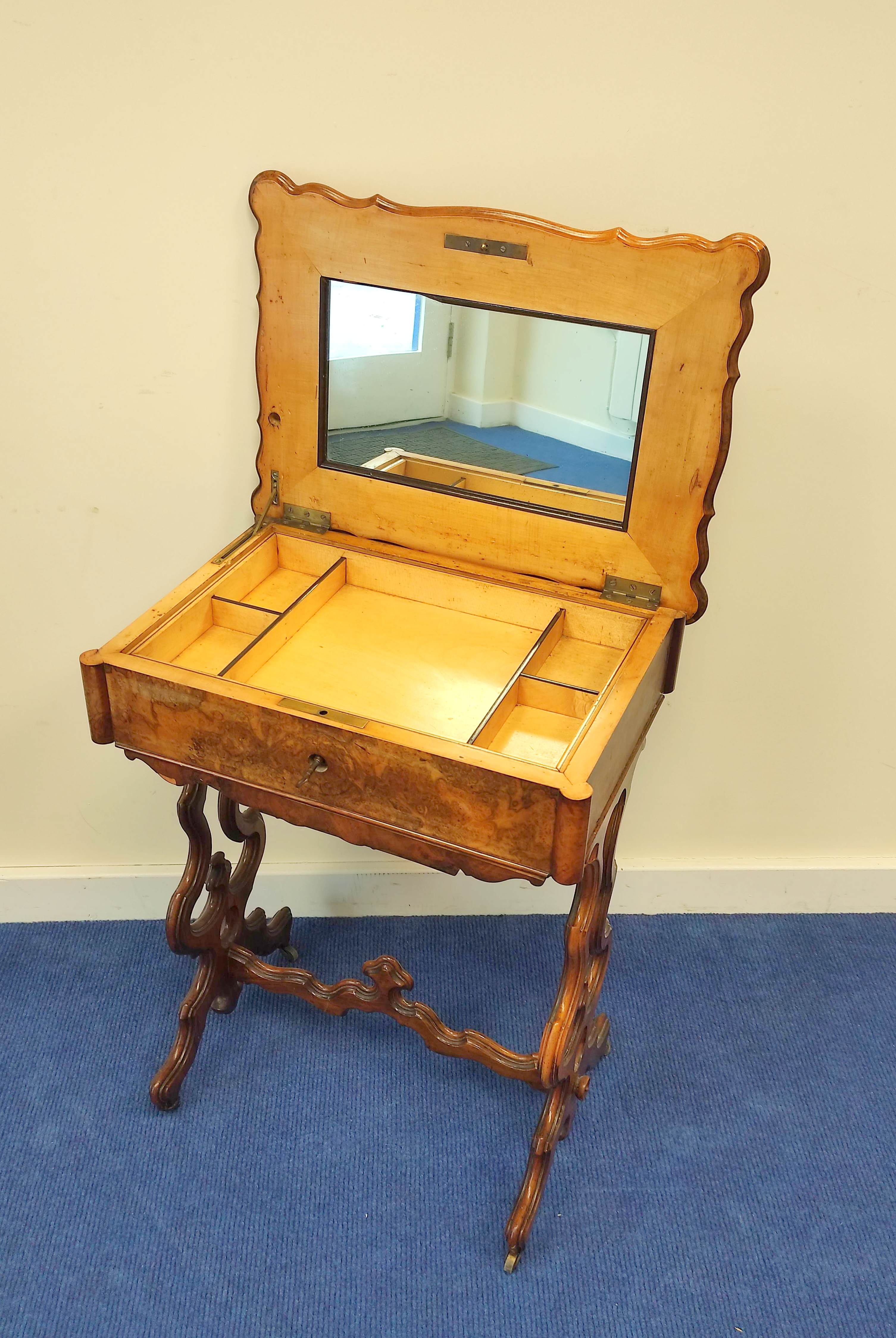 19th century burr walnut sewing table with hinged serpentine top enclosing a maple interior with a - Image 3 of 9