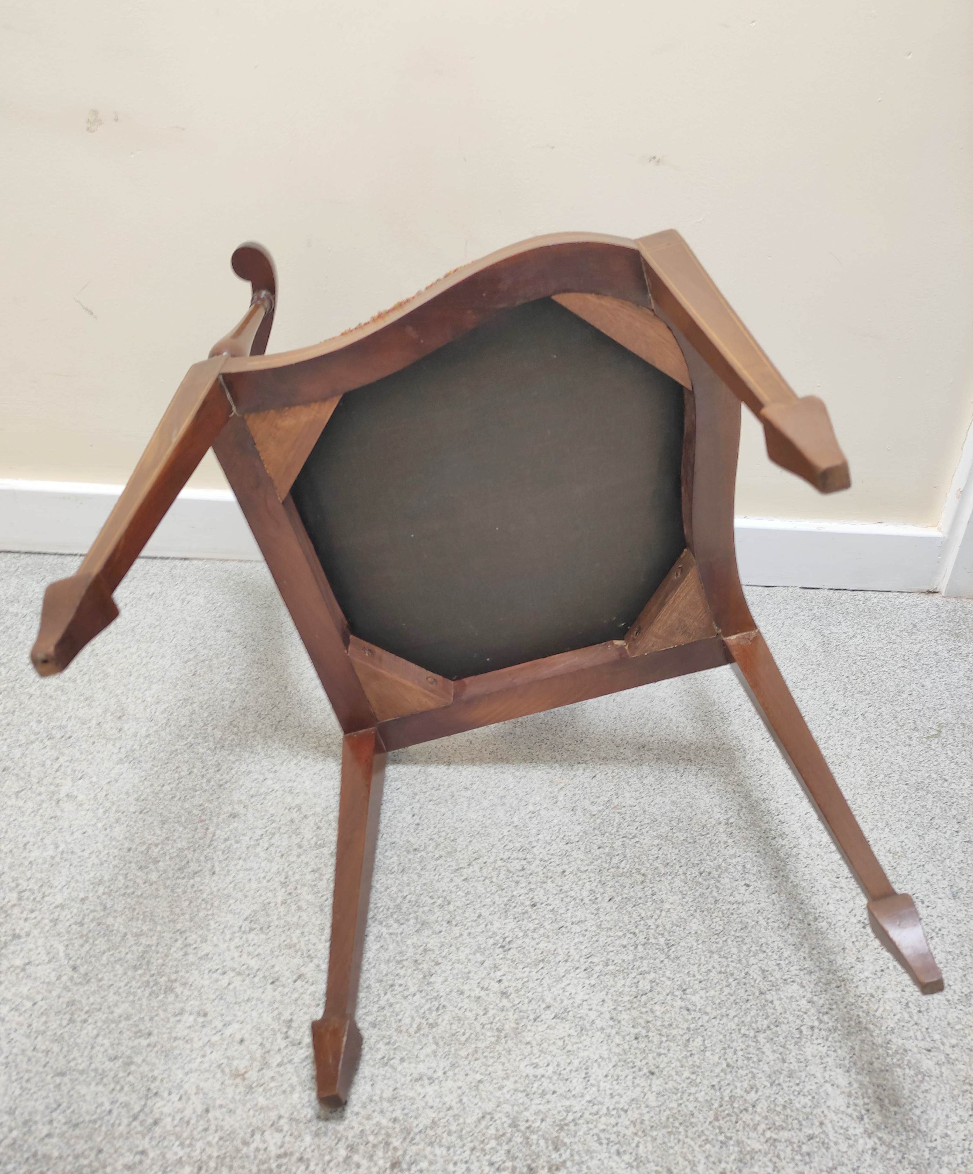 Early 20th century Ladies inlaid mahogany bow-back chair with scroll frame, two pierced back rests - Image 6 of 6