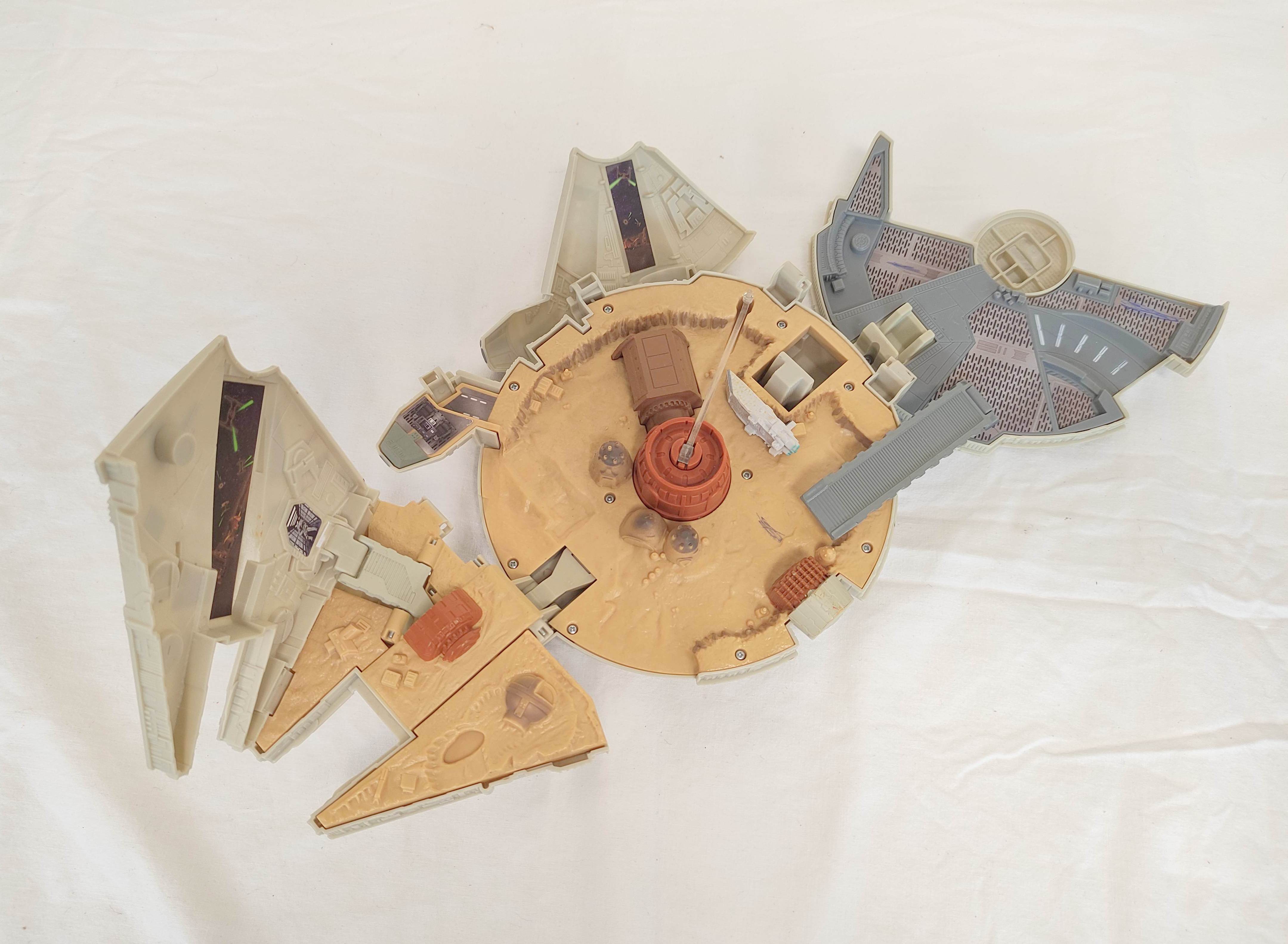 Star Wars. The Force Awakens action figures to include four Millenium Falcon spacecrafts one by - Image 4 of 7