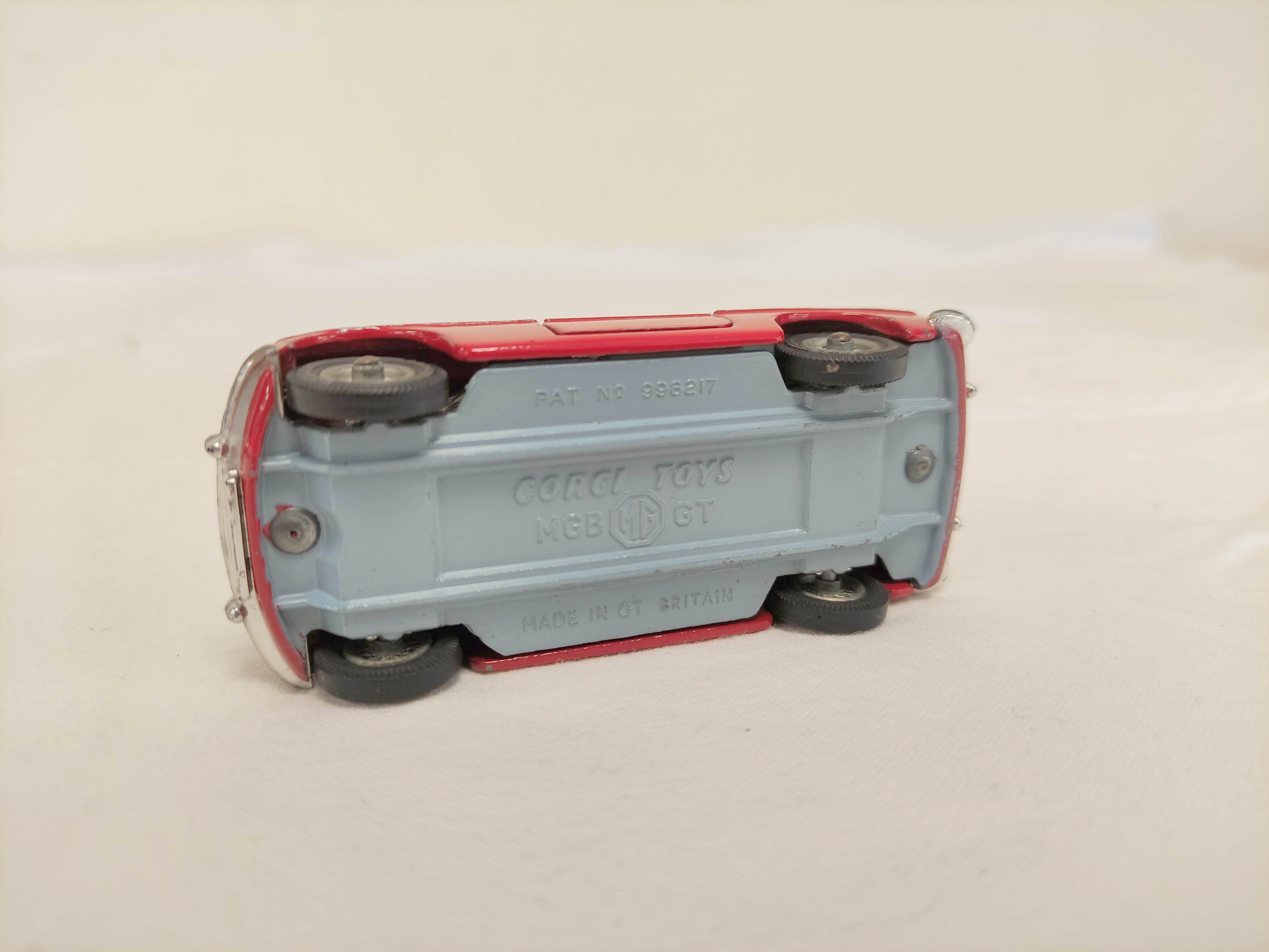 Corgi Toys. Boxed Bedford Carrimore Car Transporter No1101 with four loose cars. Comprising of an - Image 13 of 15