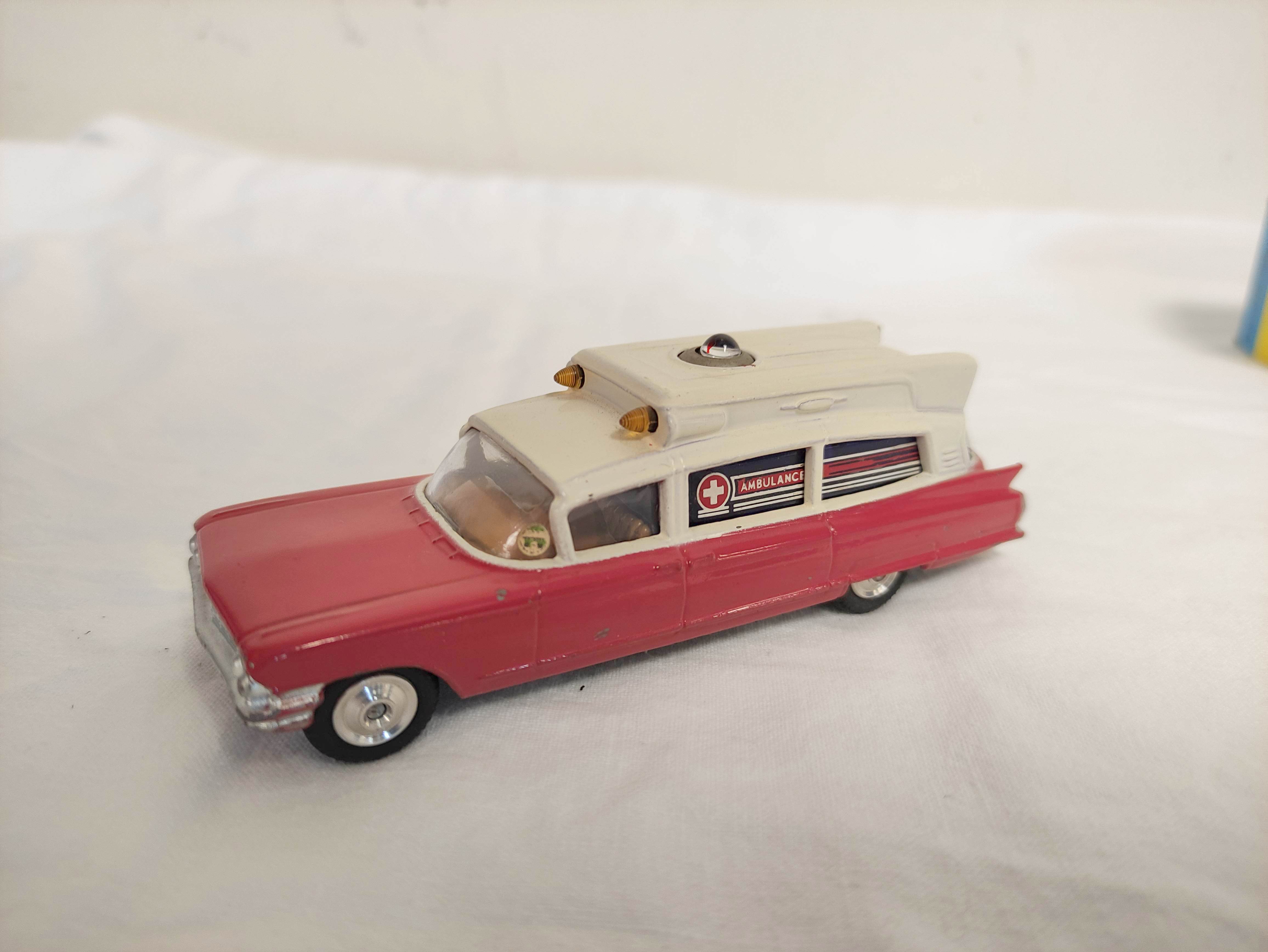 Corgi Toys- Collection of seven boxed Corgi model cars to include no 486 Kennel Service Wagon with - Image 5 of 15