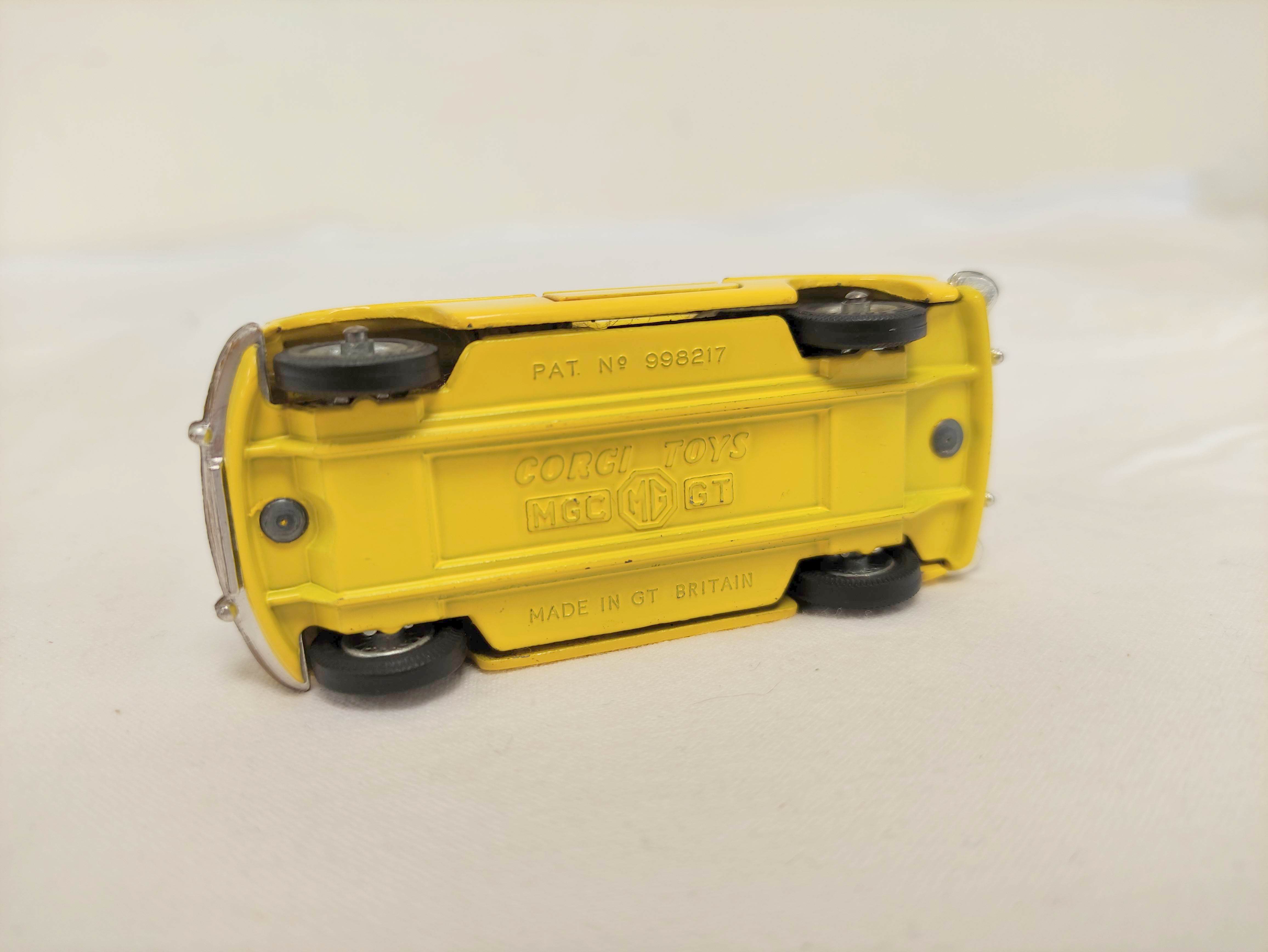 Corgi Toys. Boxed Bedford Carrimore Car Transporter No1101 with four loose cars. Comprising of an - Image 11 of 15