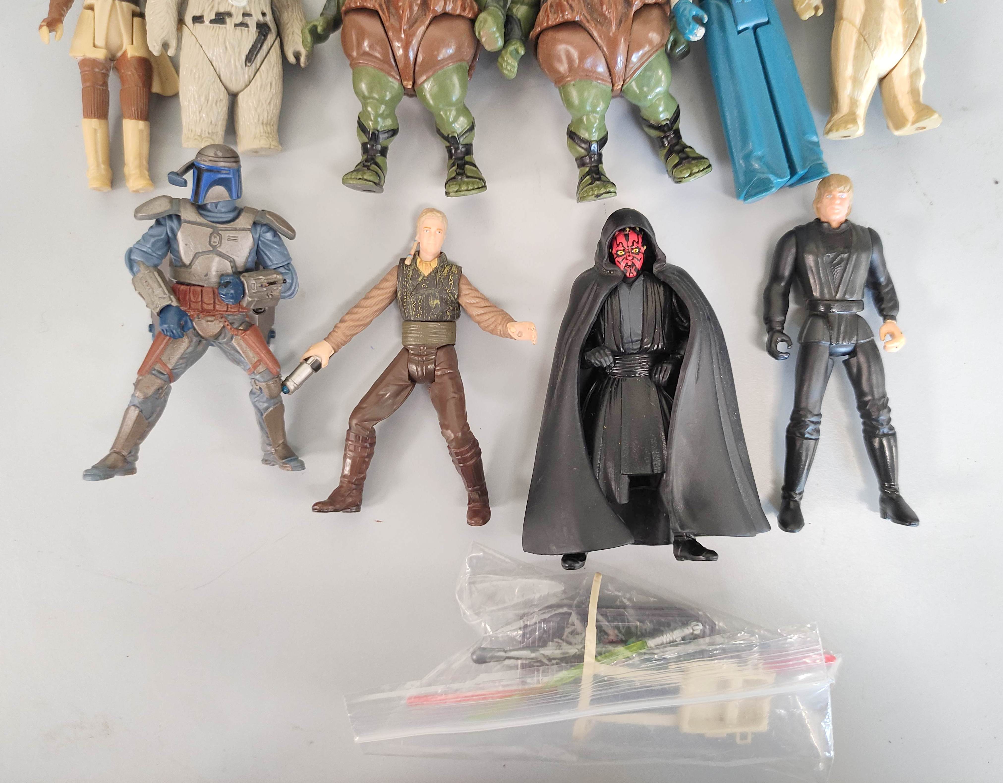 Star Wars- Collection of loose action figurines from Return Of The Jedi onwards. To include two - Image 4 of 7