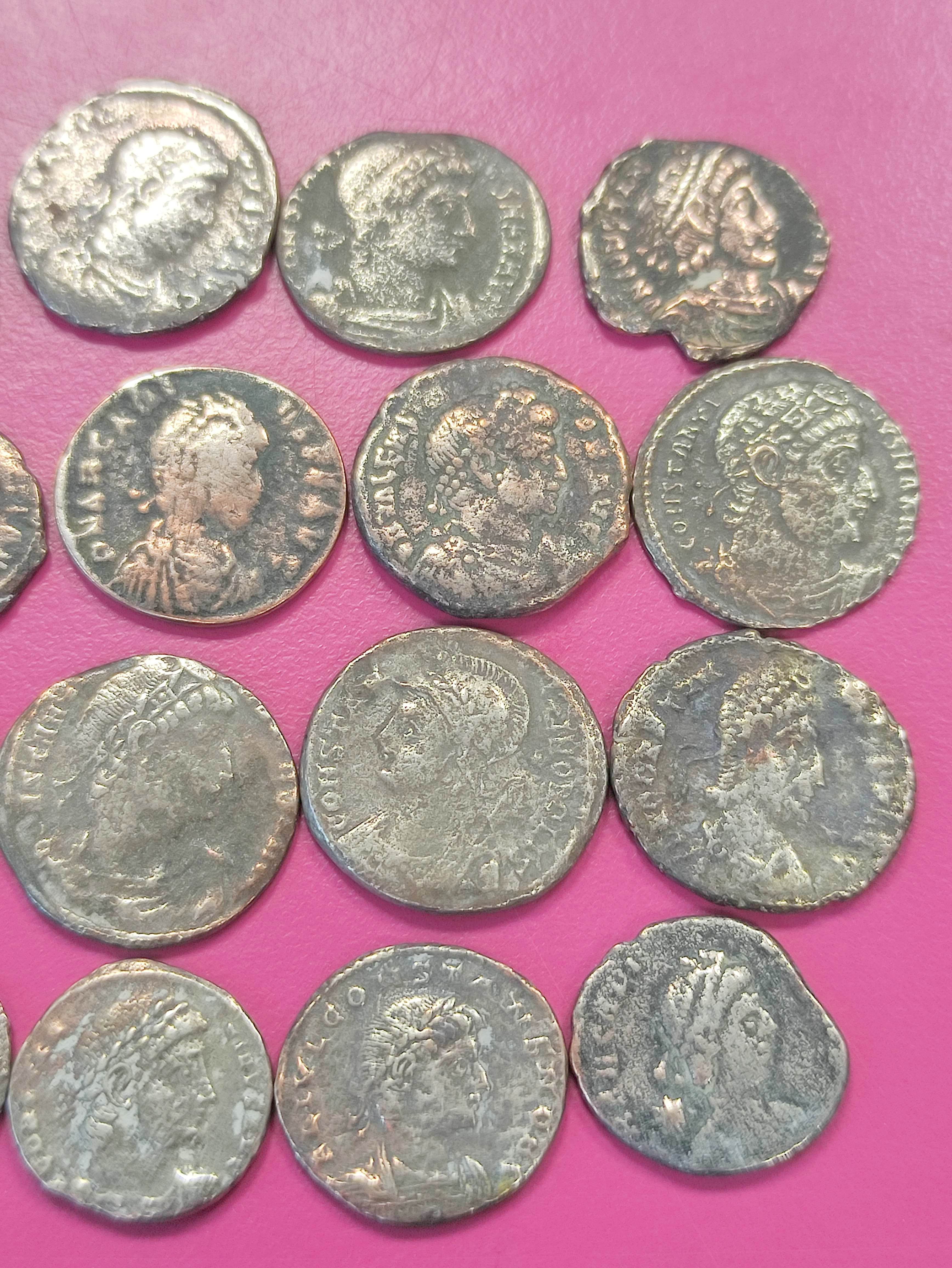 Roman- Quantity of Roman coins comprising of silver plated Follis. To include examples of Valens - Image 4 of 10