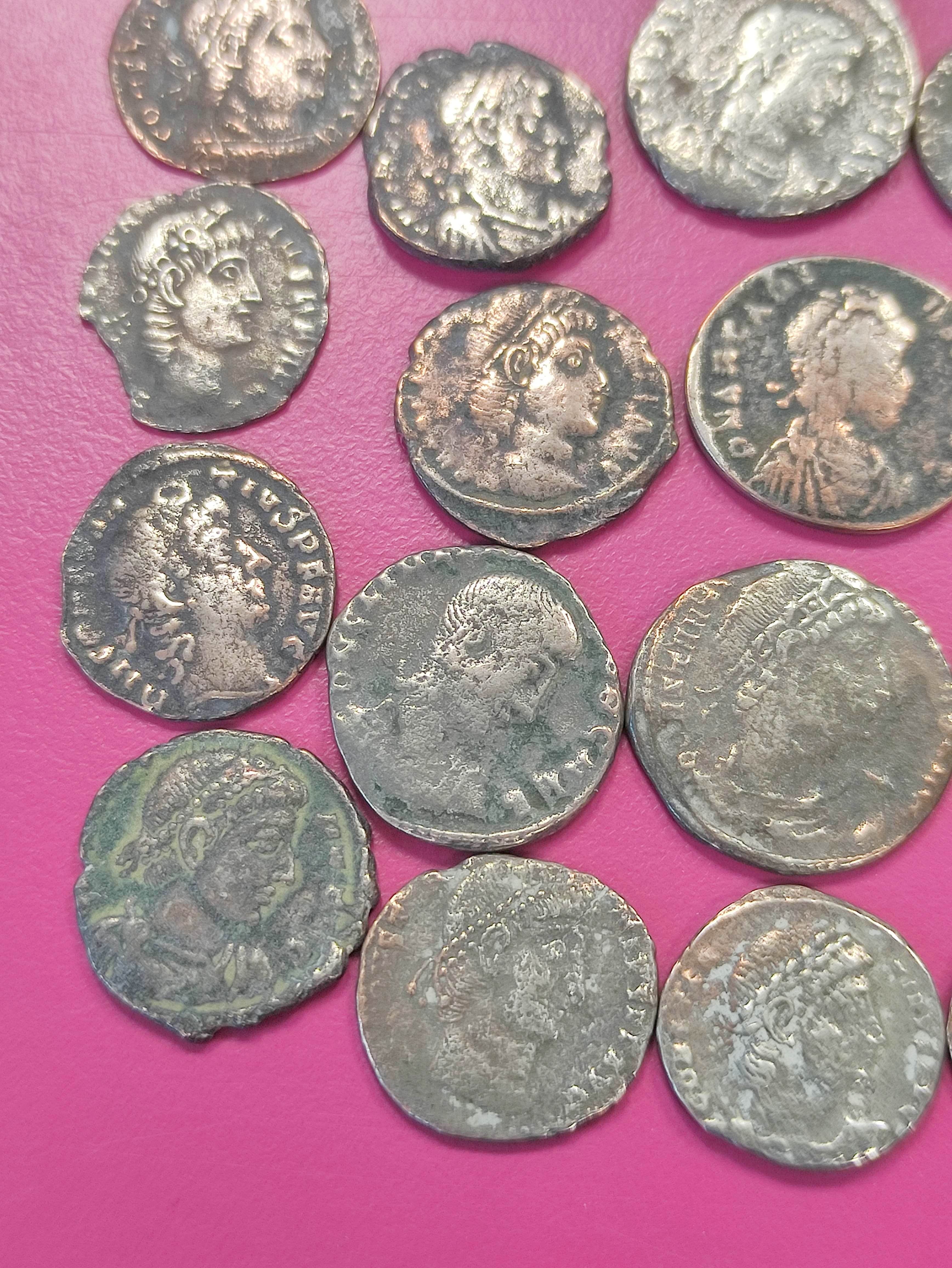 Roman- Quantity of Roman coins comprising of silver plated Follis. To include examples of Valens - Image 3 of 10