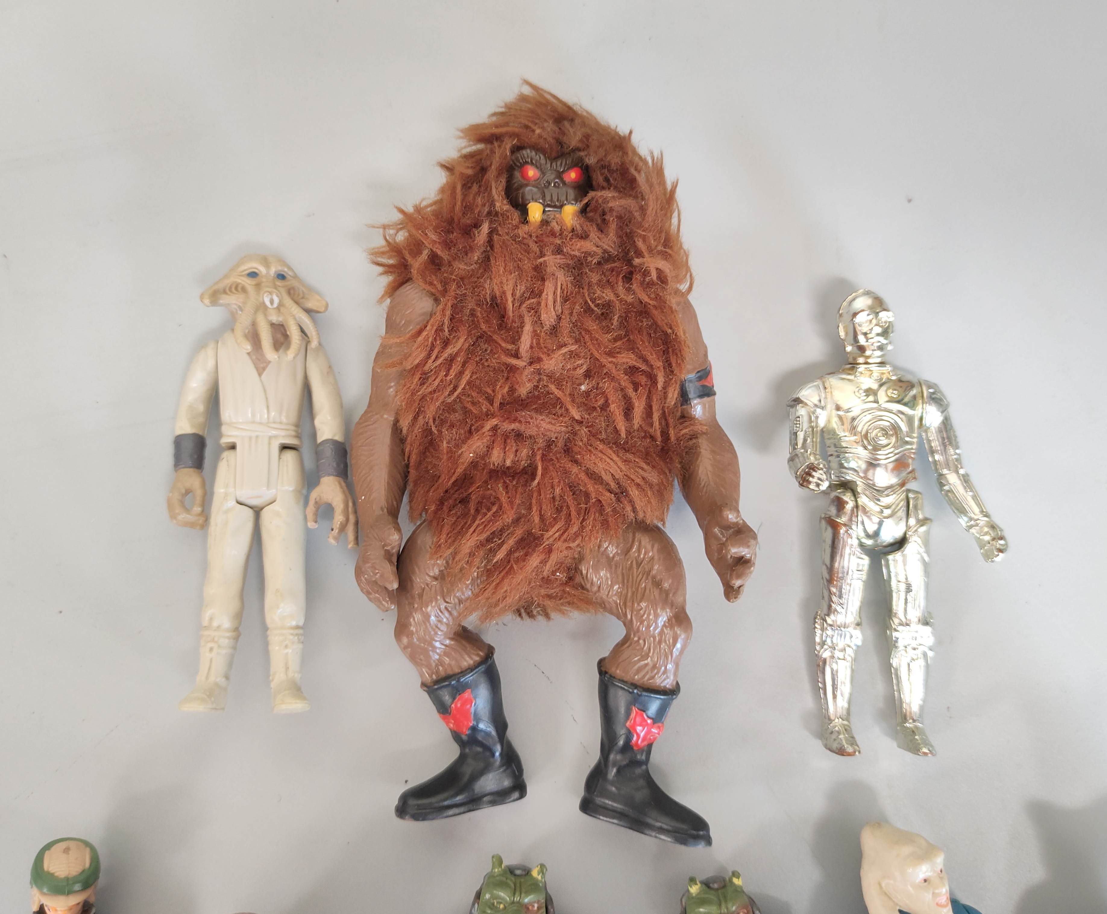 Star Wars- Collection of loose action figurines from Return Of The Jedi onwards. To include two - Image 2 of 7