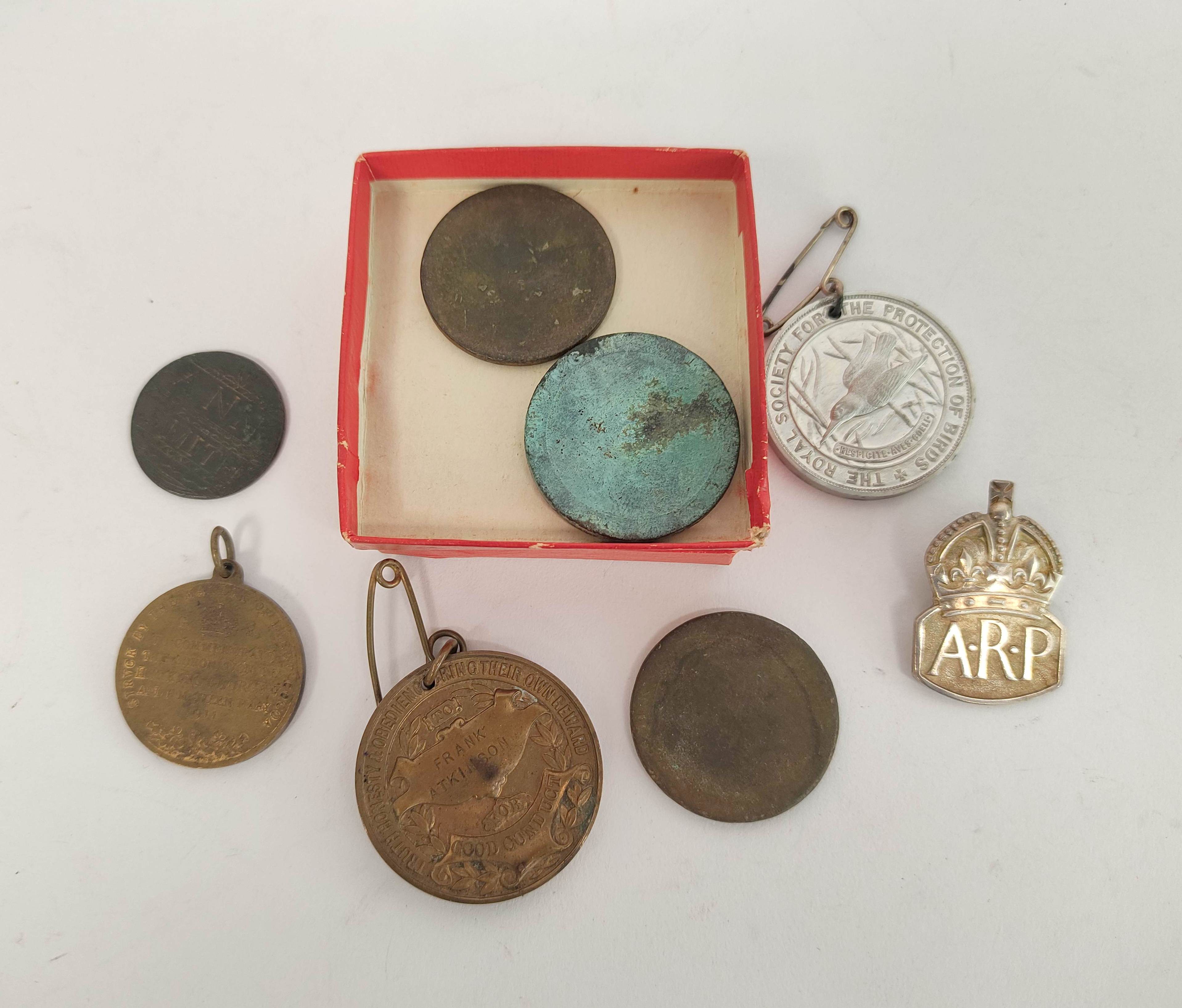 Bag of mixed coins and medals to include George III cartwheel pennies and an early RSPB Montagu