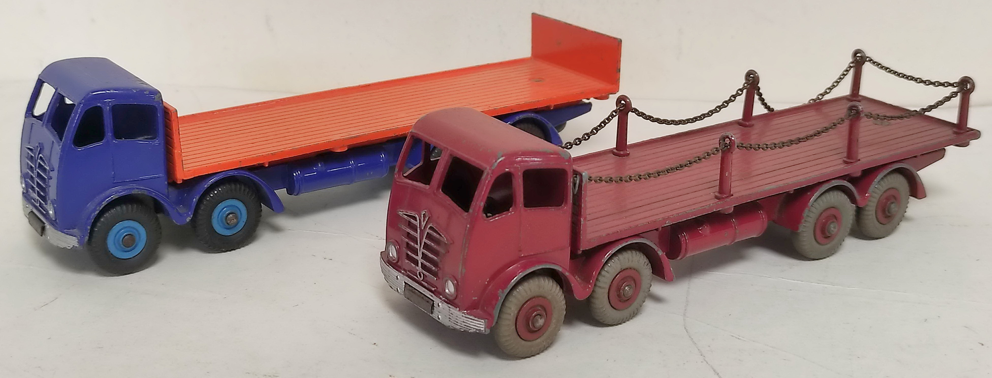 Five vintage Dinky Supertoys Foden diecast model vehicles. To include a boxed Heavy Tractor No563, - Image 9 of 9