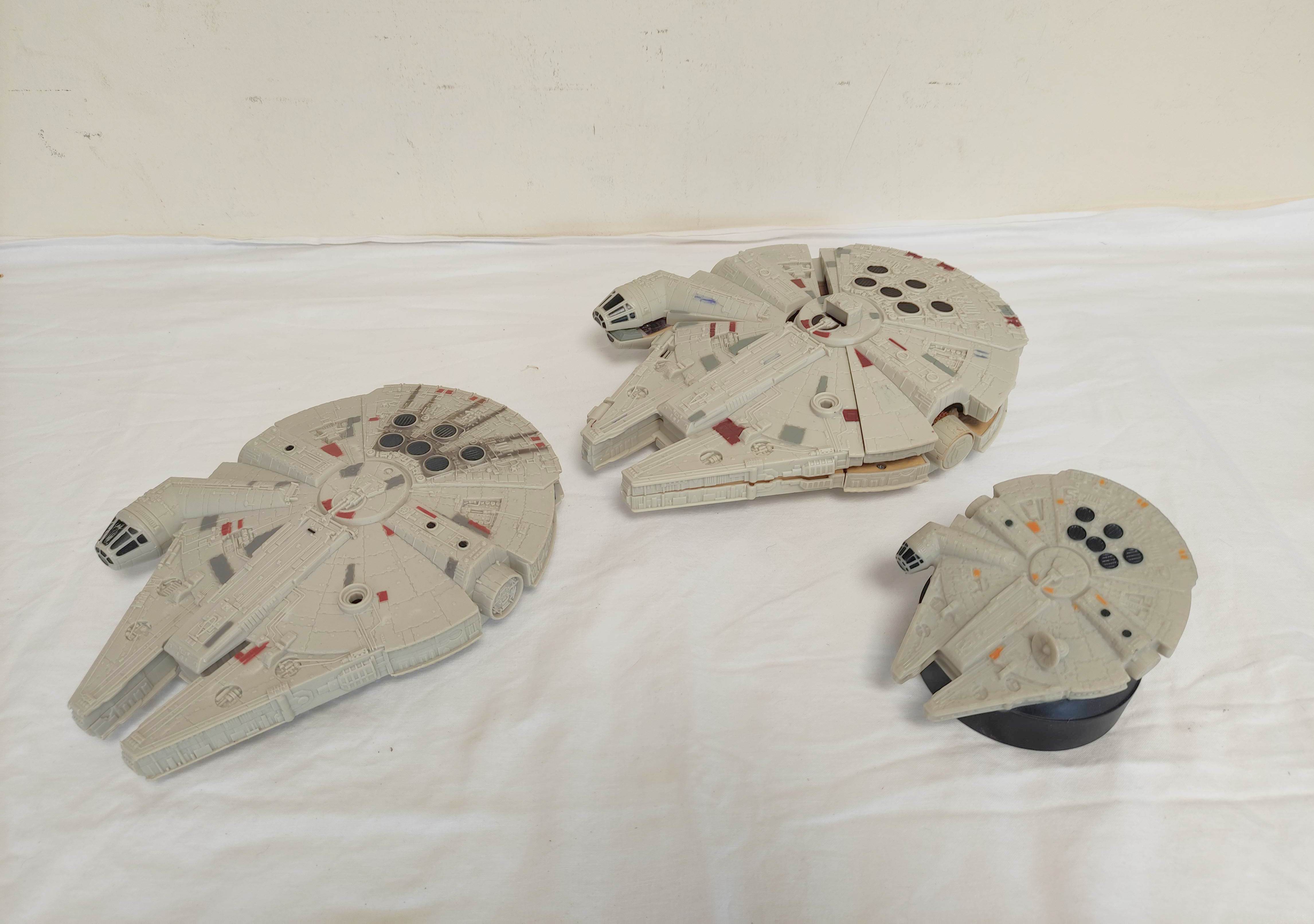 Star Wars. The Force Awakens action figures to include four Millenium Falcon spacecrafts one by - Image 2 of 7