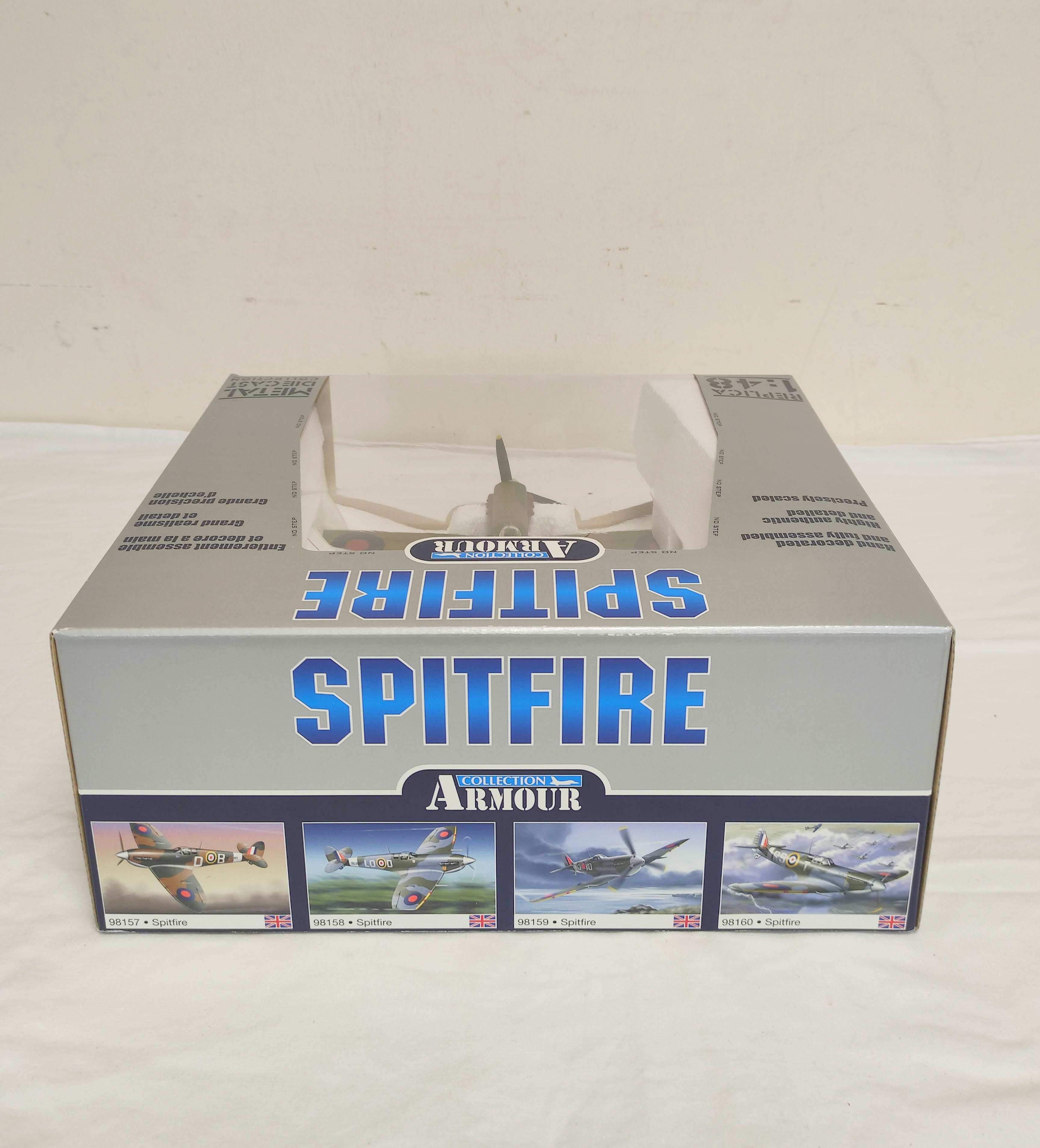 1:48 scale Franklin Mint Armour Collection boxed diecast Spitfire MKV B RAF airplane (98157). Ex - Image 4 of 7